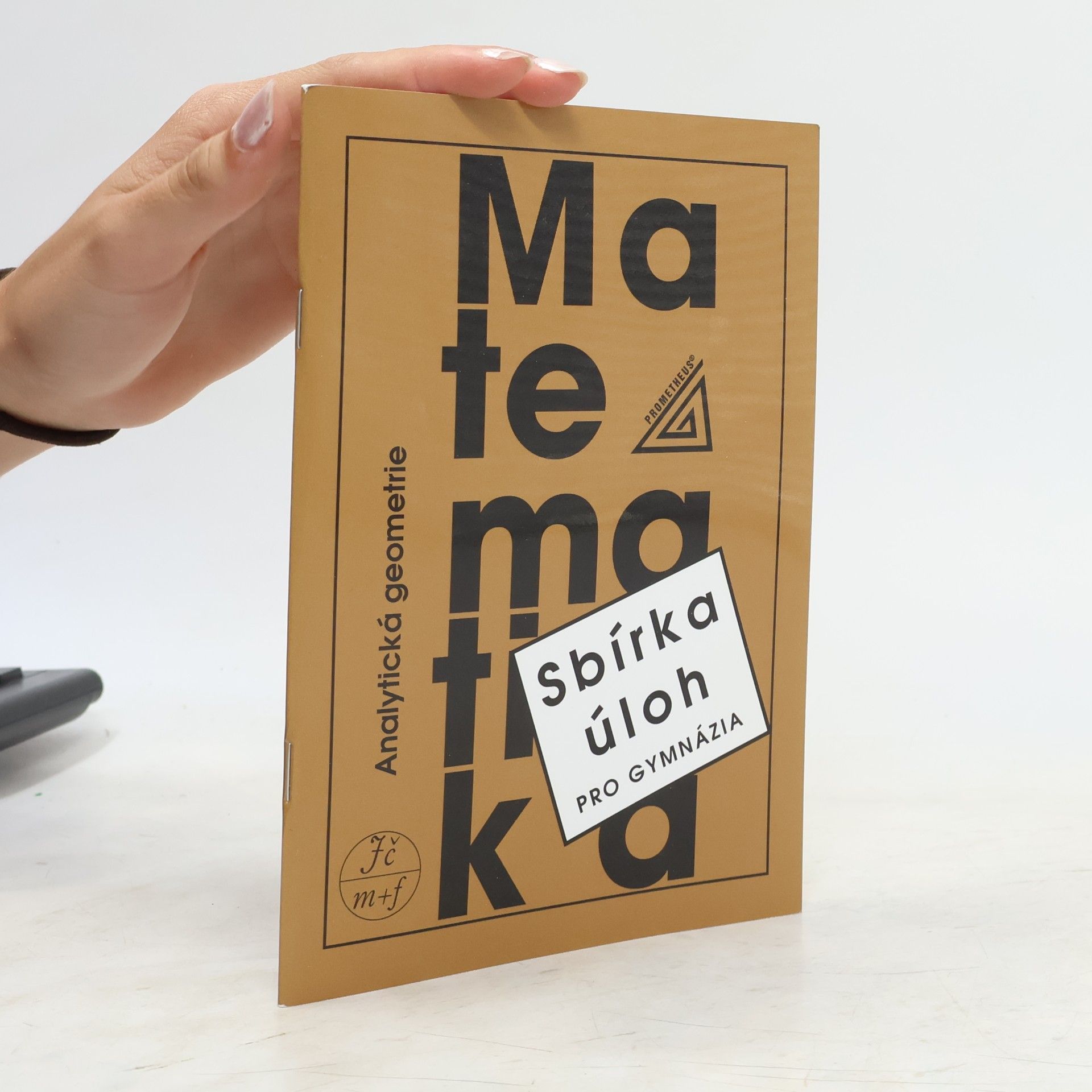 Sbírka úloh z matematiky pro gymnázia : analytická geometrie