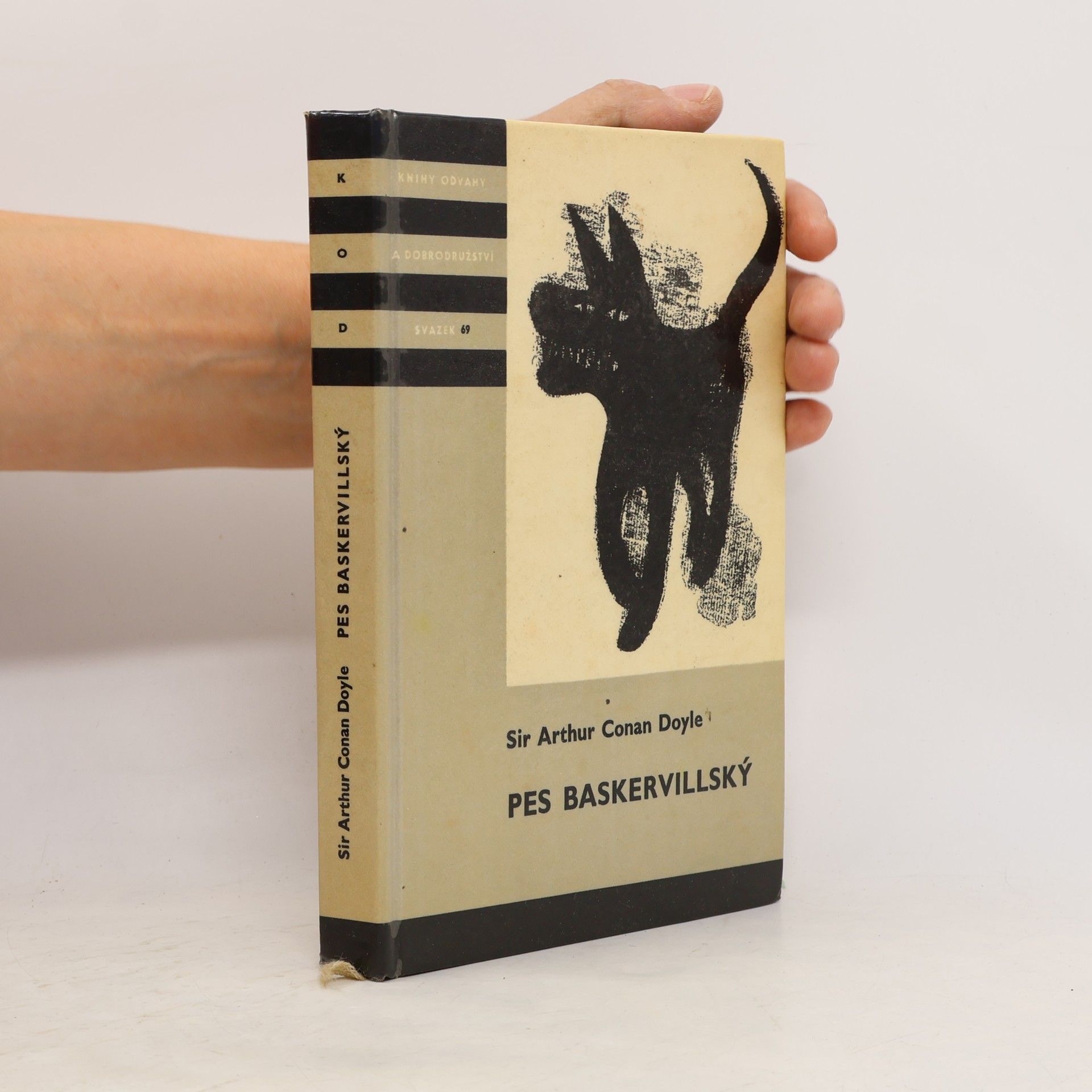 Arthur Conan Doyle Pes Baskervillský
