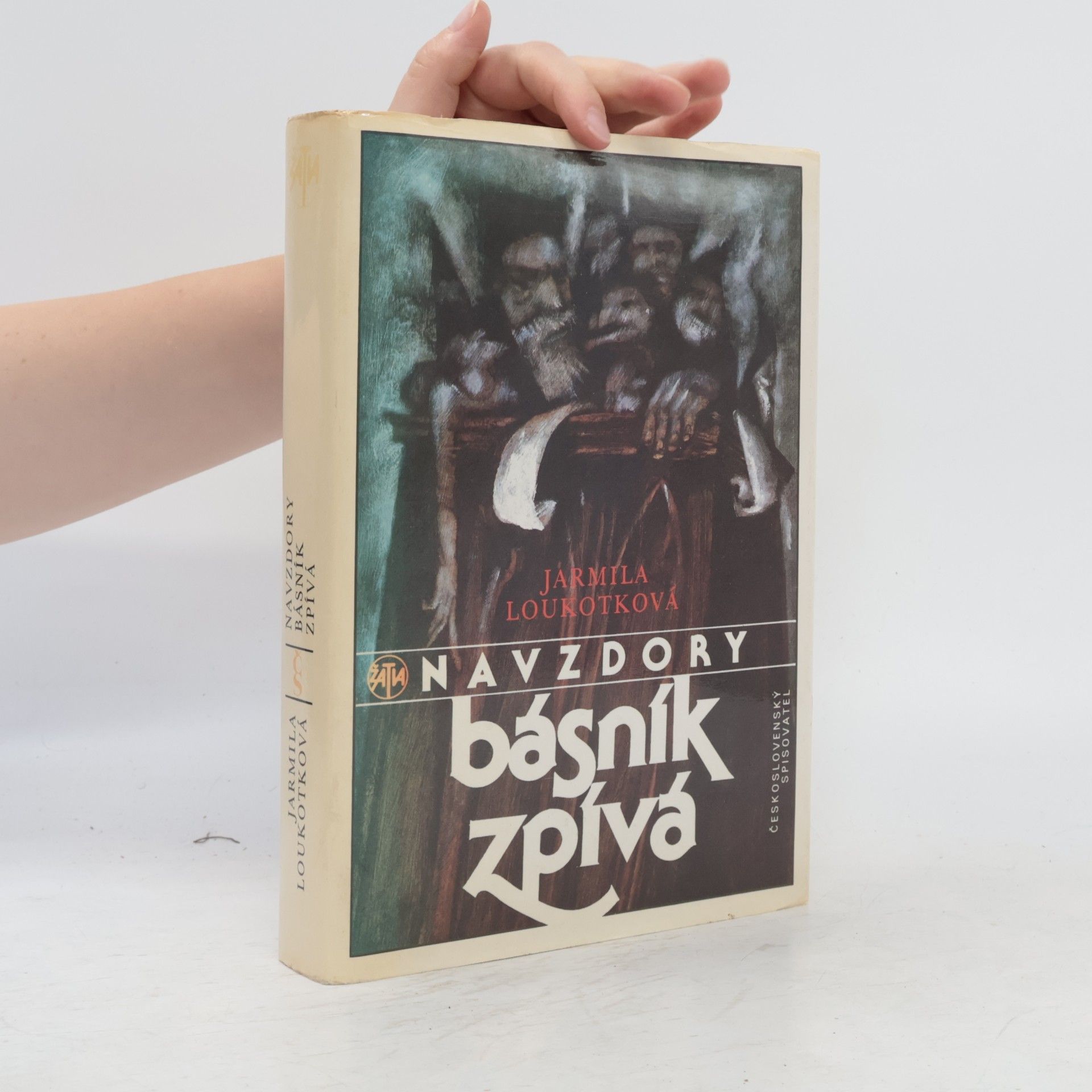 Jarmila Loukotková Navzdory básník zpívá