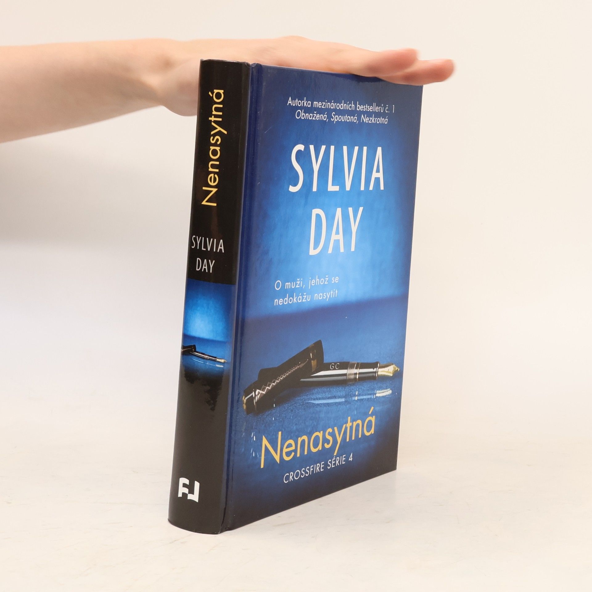 Sylvia Day Nenasytná