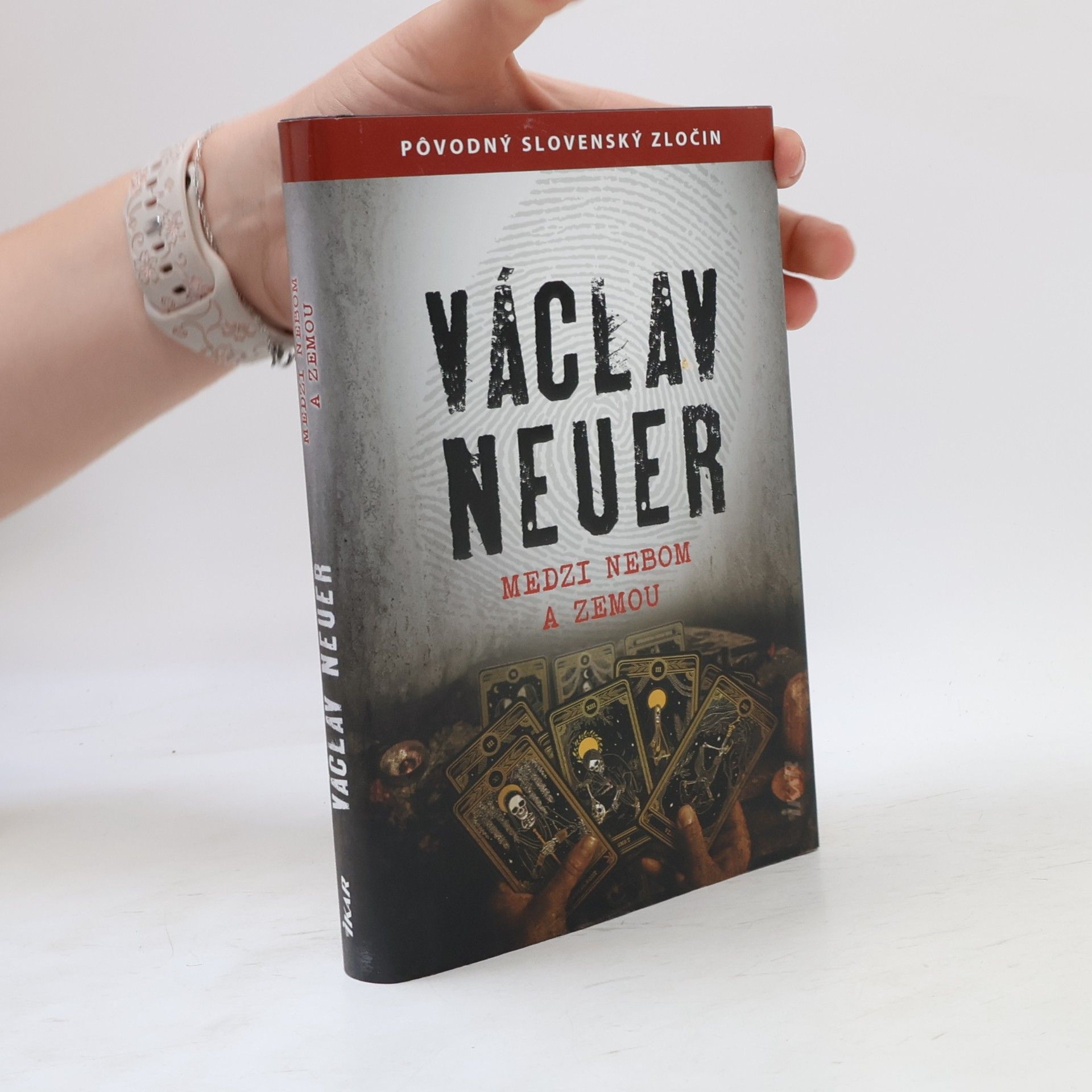 Václav Neuer Medzi nebom a zemou