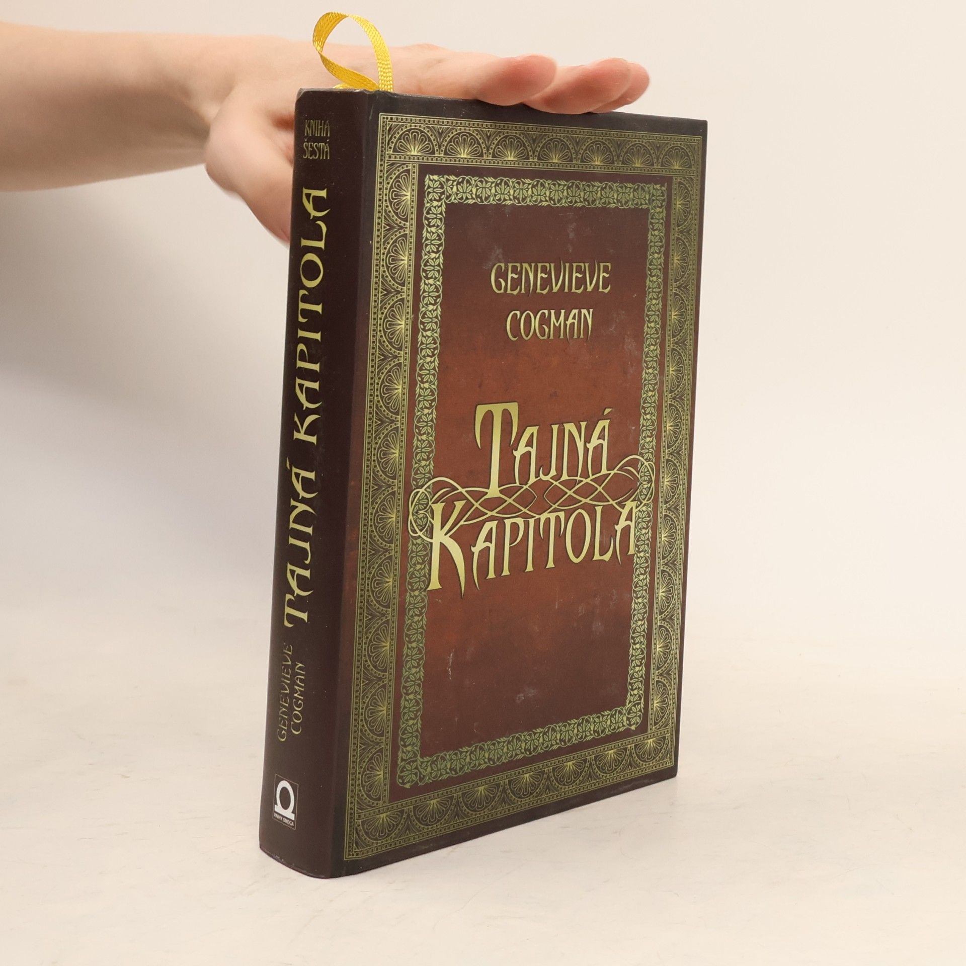Genevieve Cogman Tajná kapitola