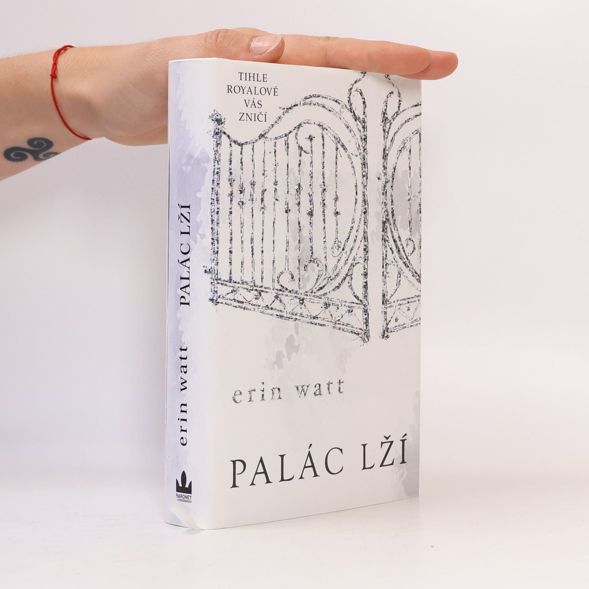 Elle Kennedy Palác lží