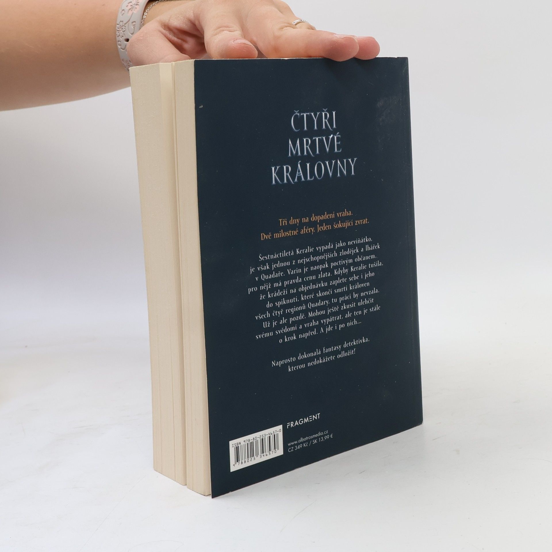 Astrid Scholte Čtyři mrtvé královny