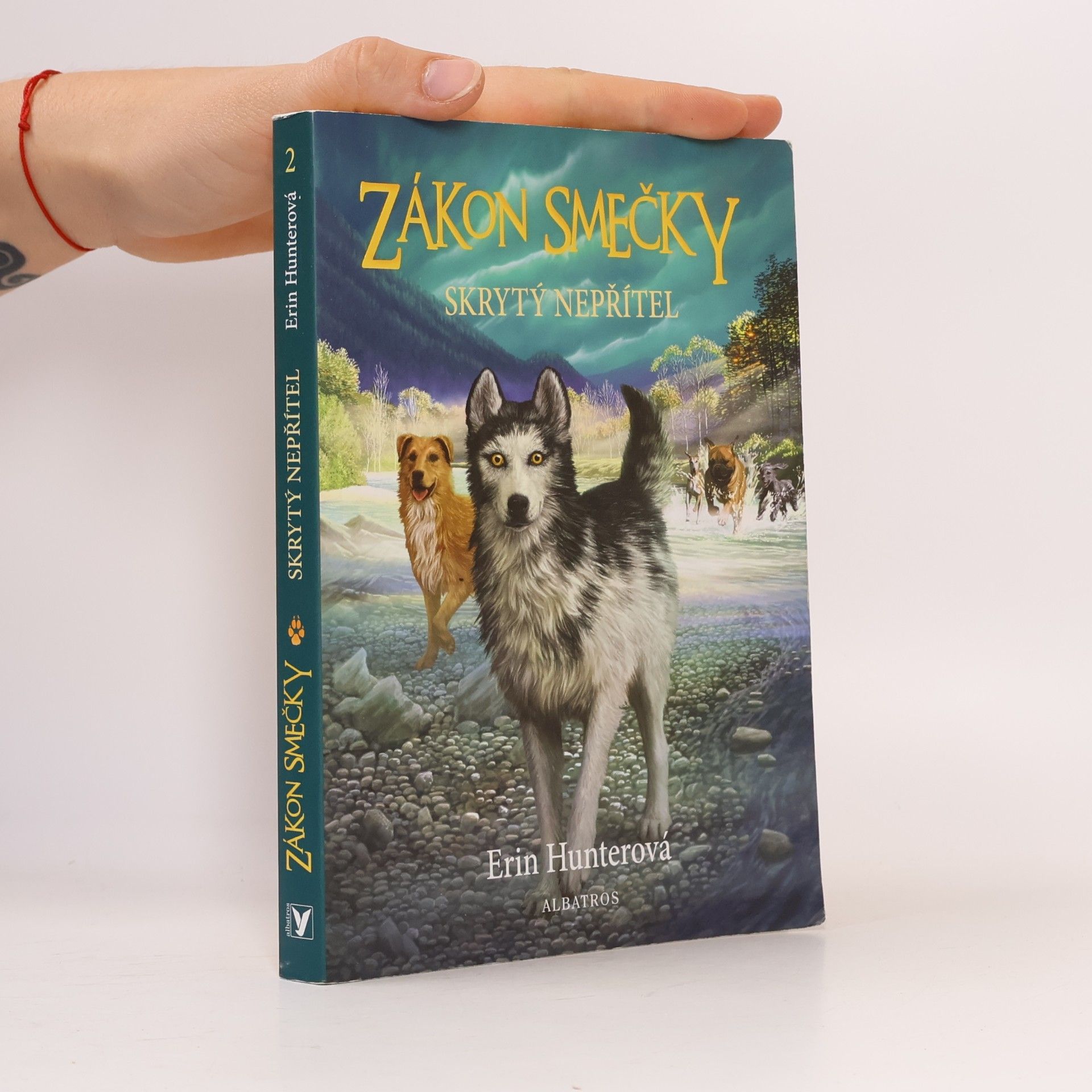 Erin Hunter Zákon smečky: Skrytý nepřítel