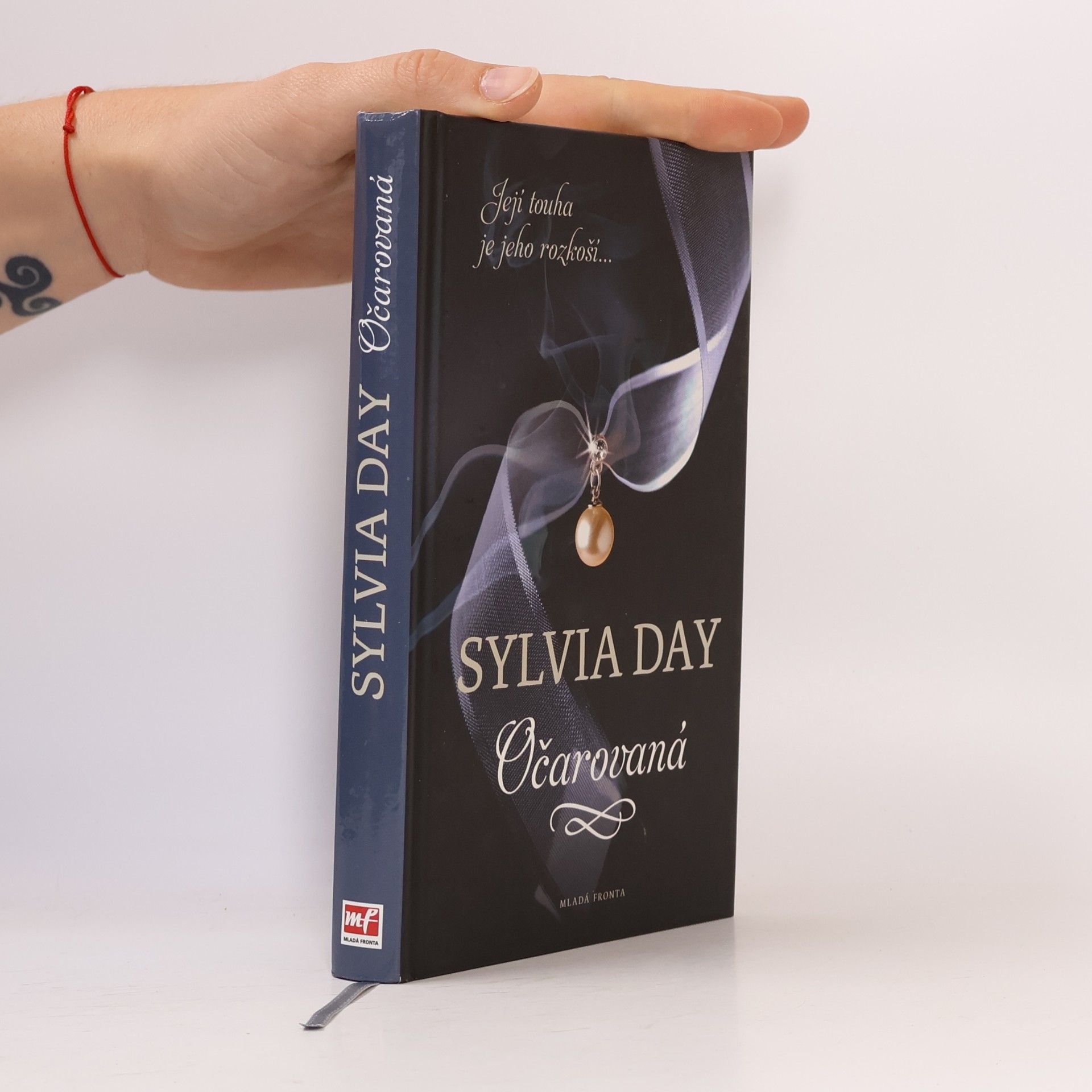 Sylvia Day Očarovaná