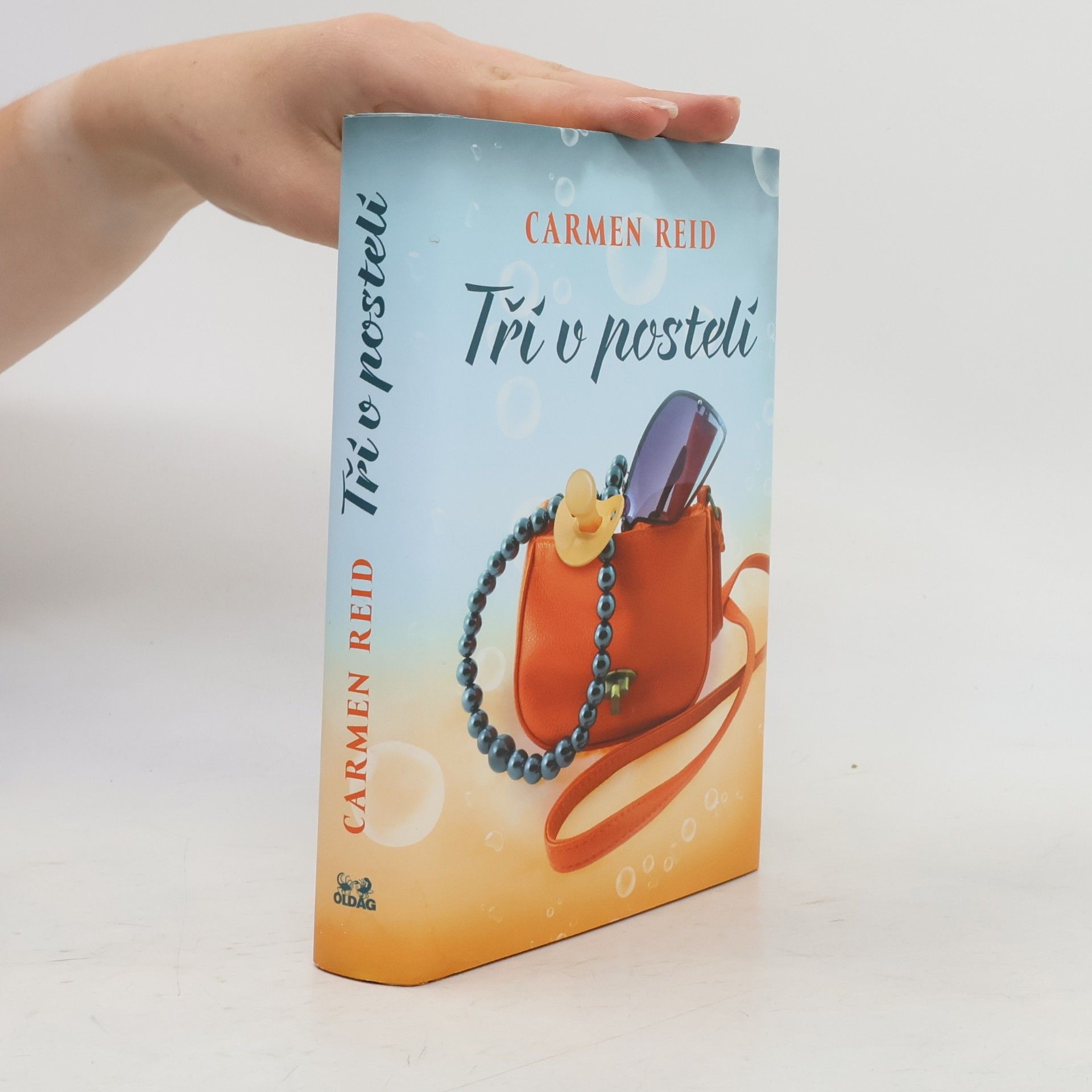 Carmen Reid Tři v posteli