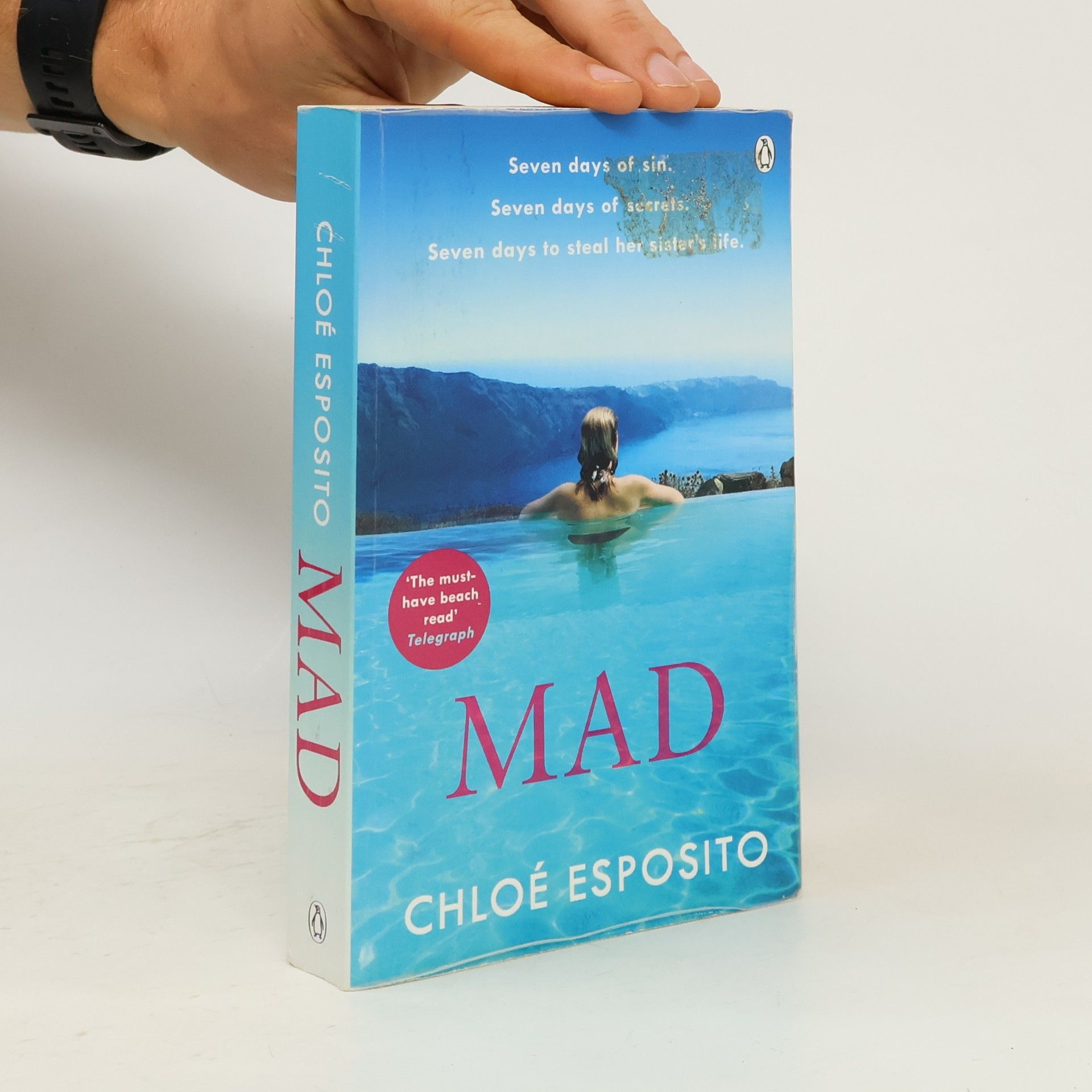 Chloé J. Esposito Mad