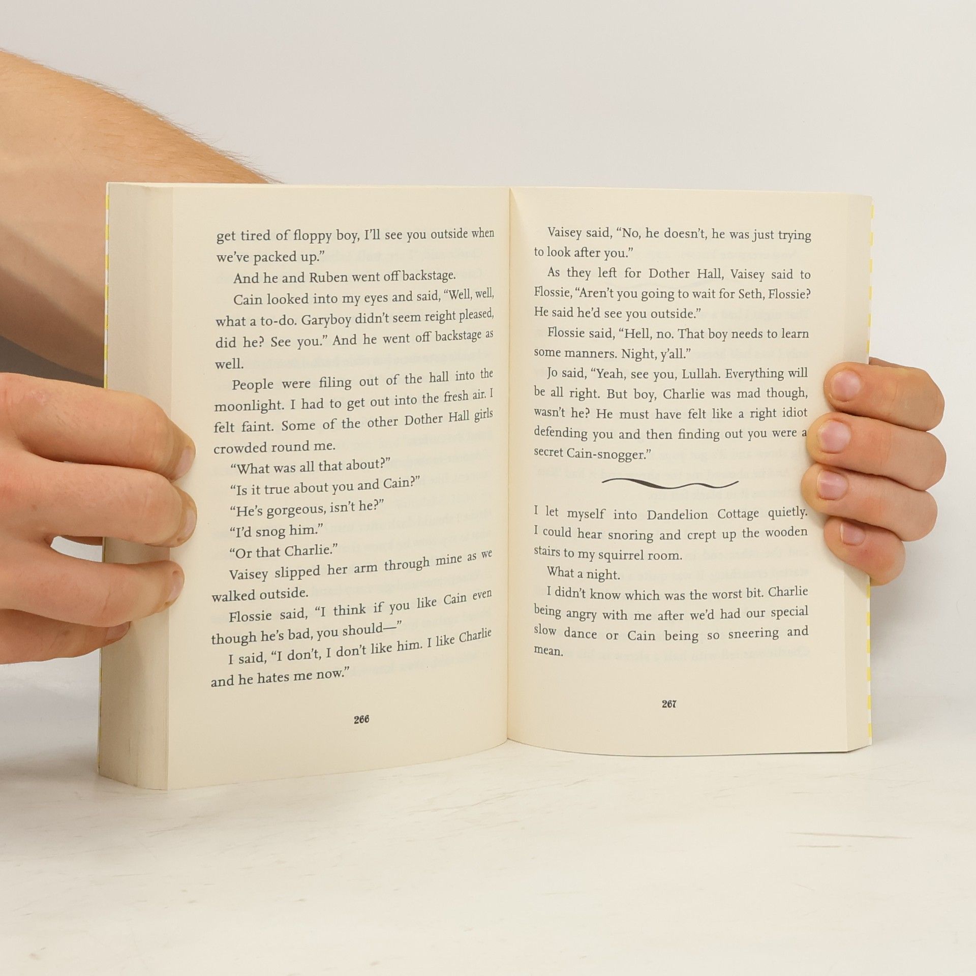 Louise Rennison The Taming Of The Tights