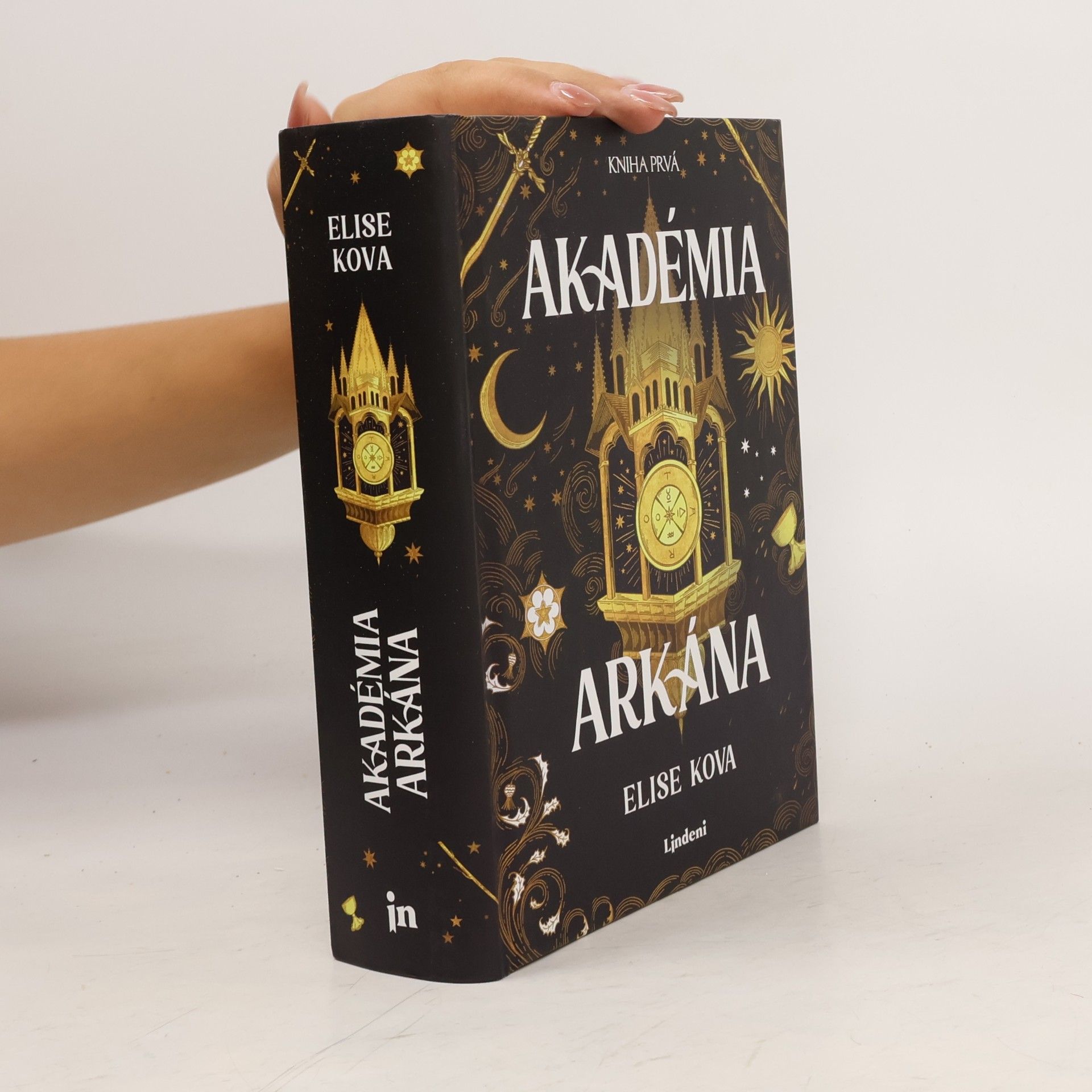 Elise Kova Akadémia arkána