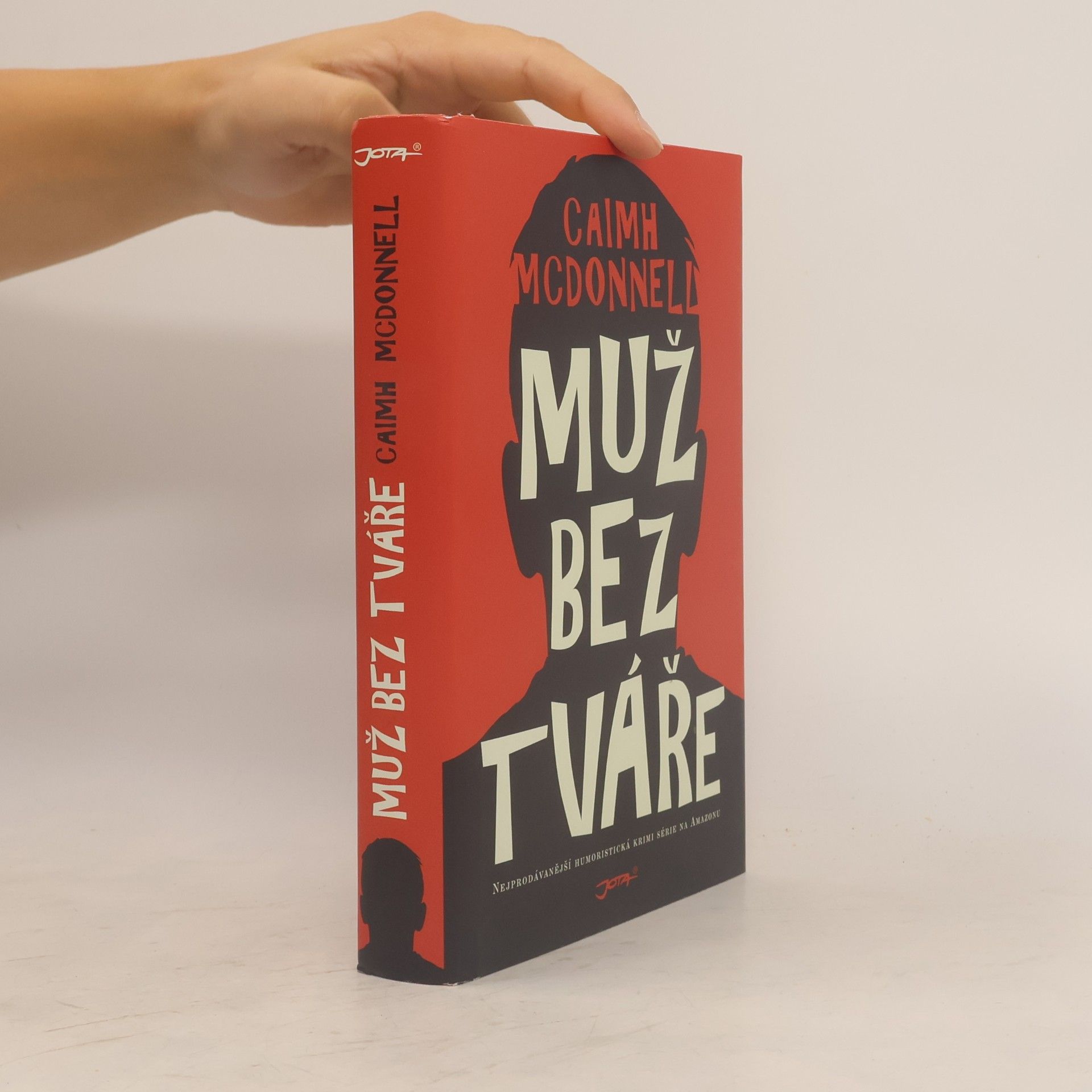 Caimh McDonnell Muž bez tváře