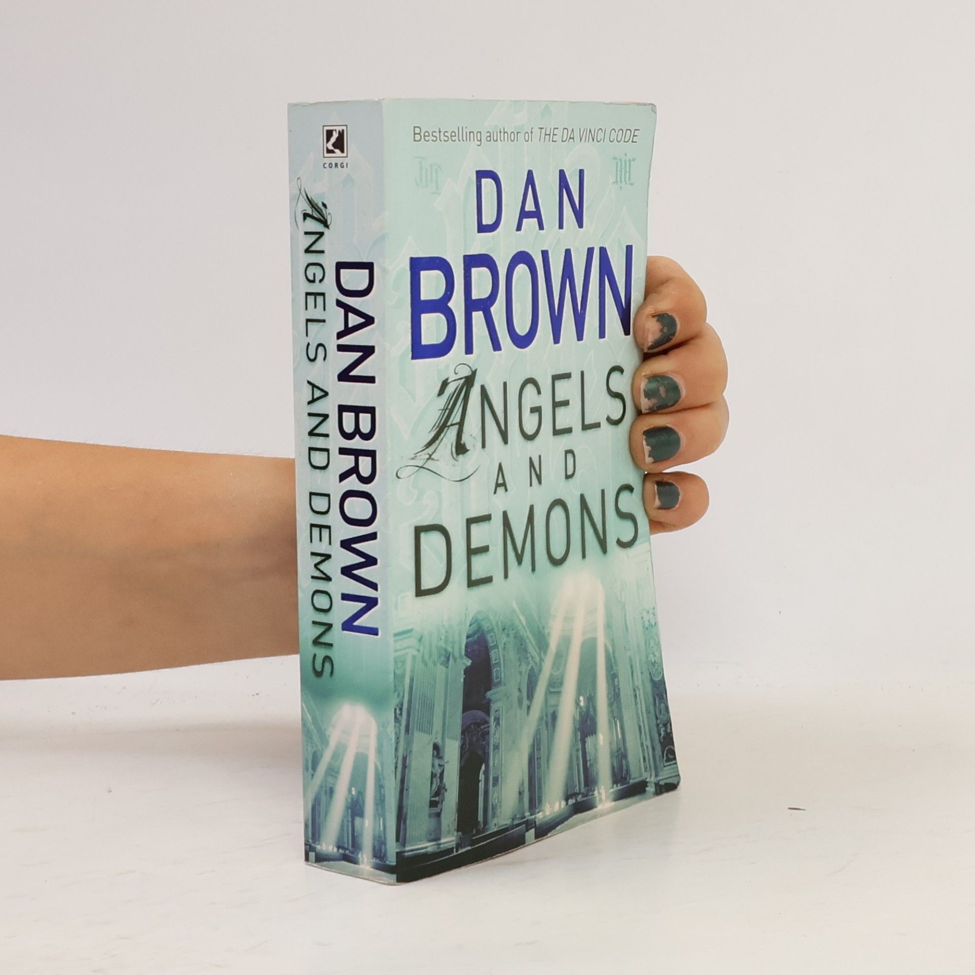 Dan Brown Angels and Demons