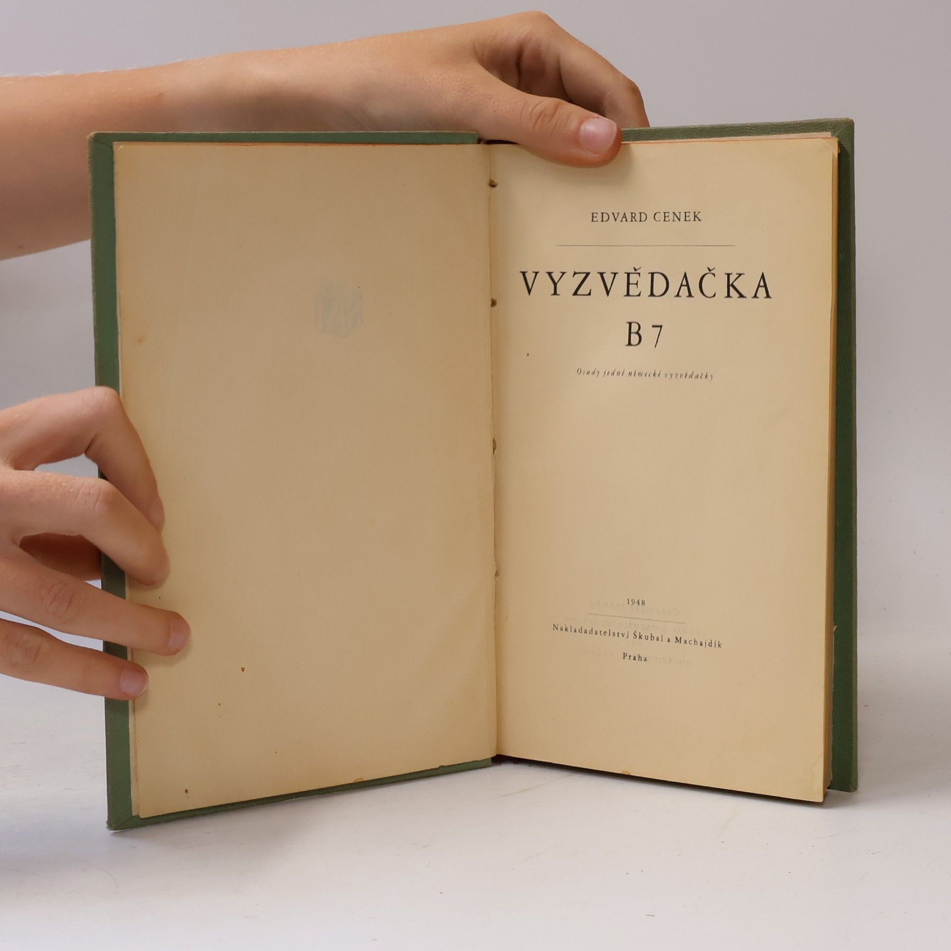 Edvard Cenek Vyzvědačka B7