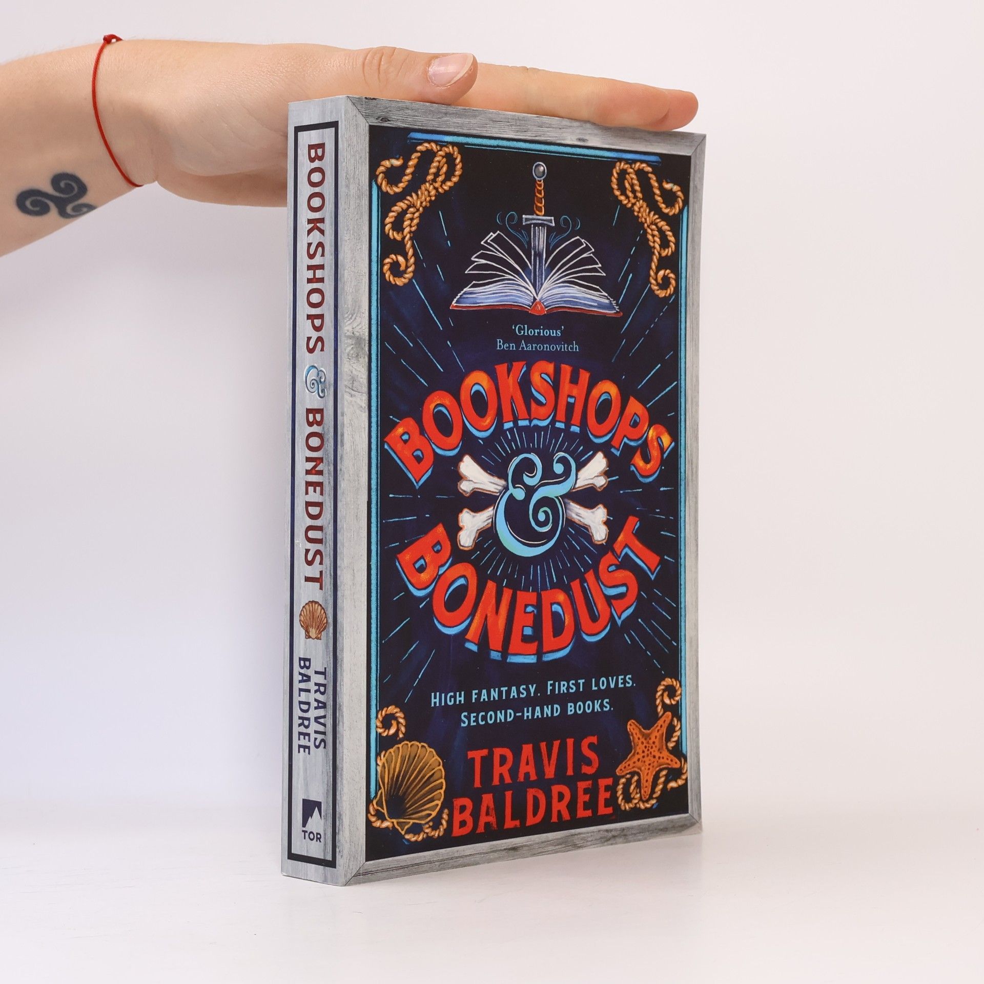 Travis Baldree Bookshops & Bonedust
