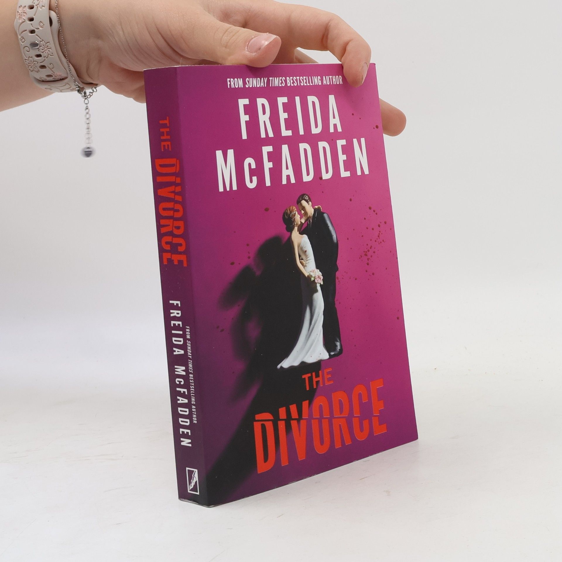 Freida McFadden The Divorce
