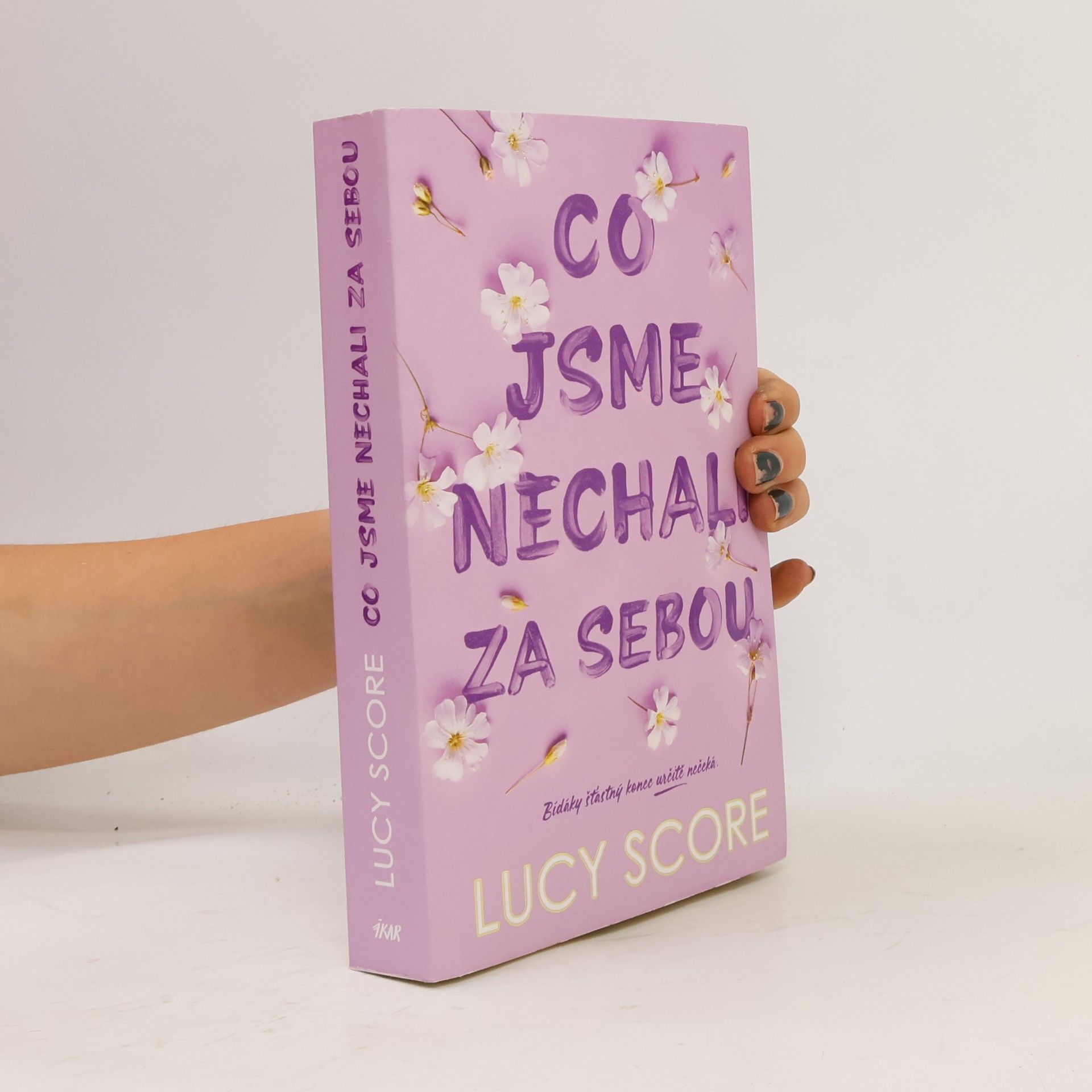 Lucy Score Co jsme nechali za sebou