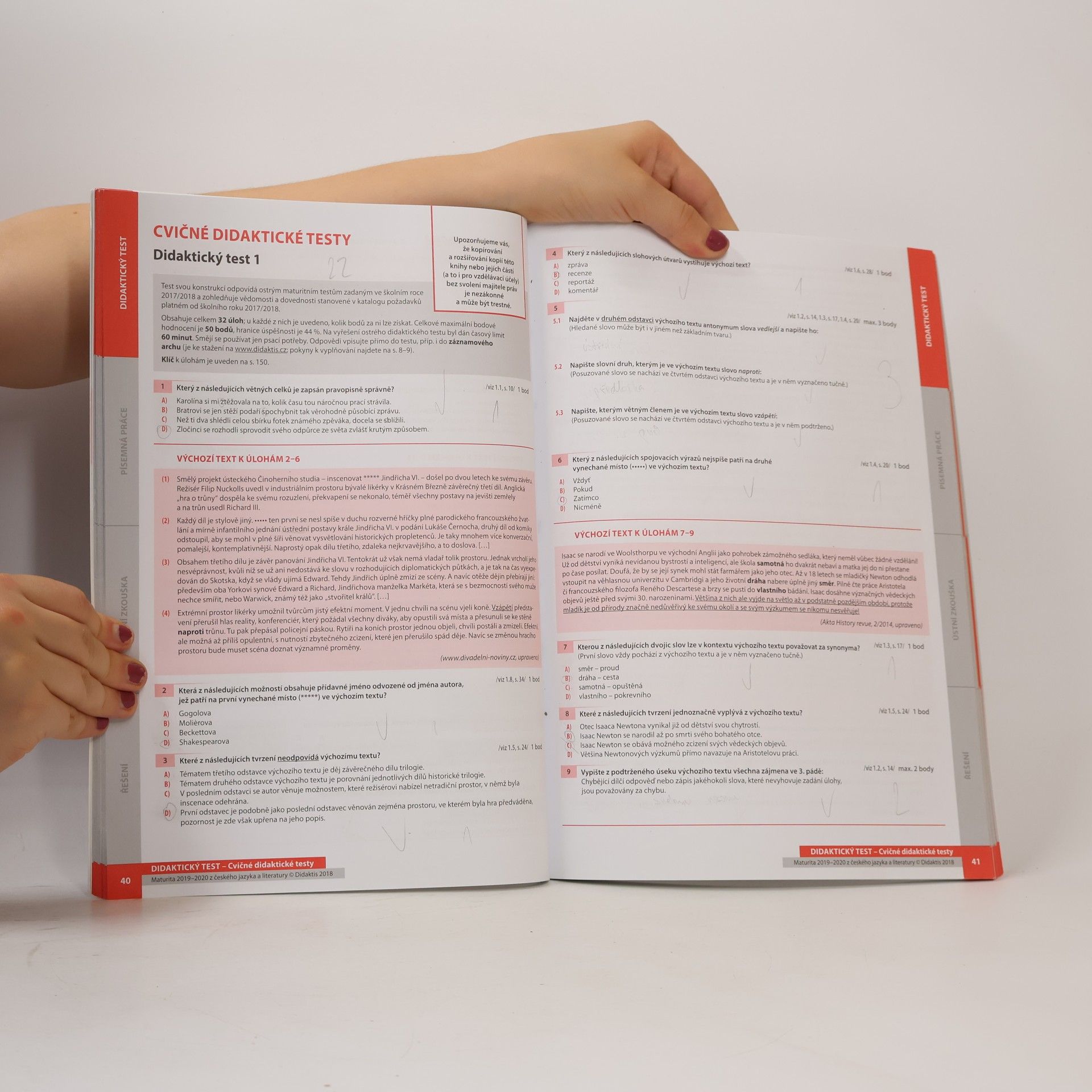 Autores varios Maturita 2019-2020 z českého jazyka a literatury