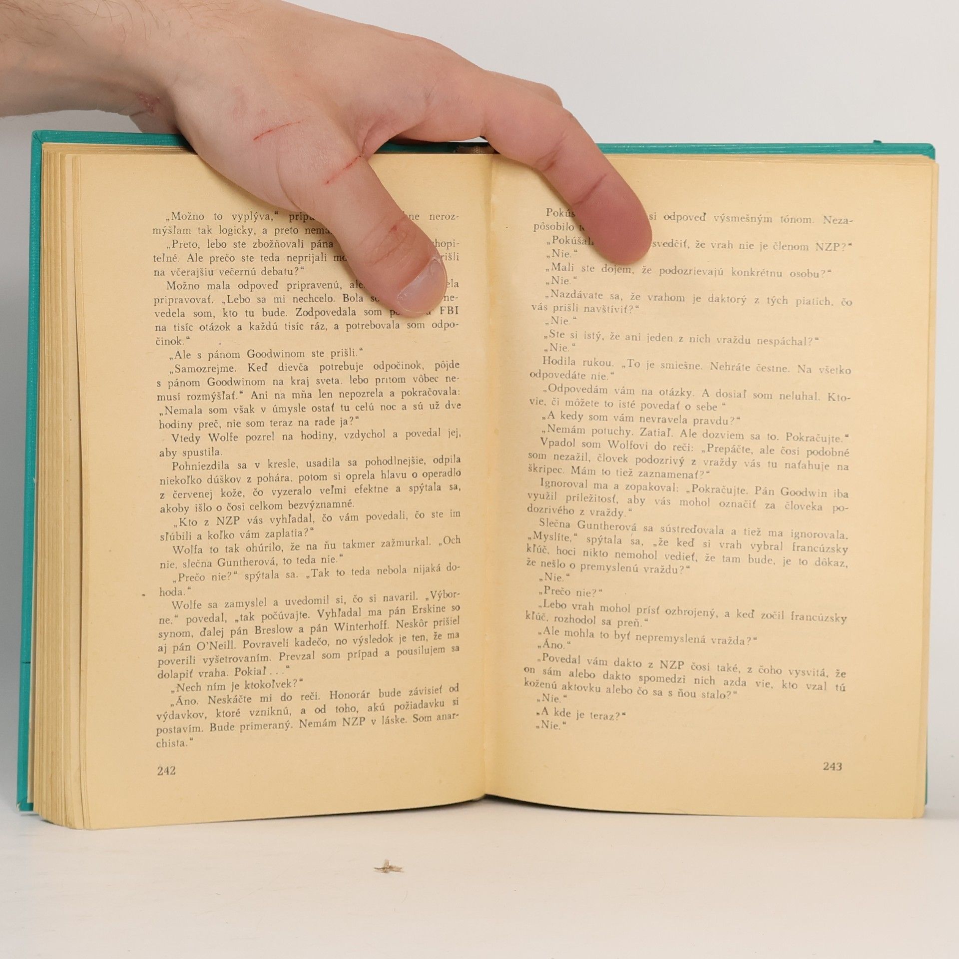 Rex Stout Nero Wolfe 2. Vražedná kniha. Hlas zo záhrobia