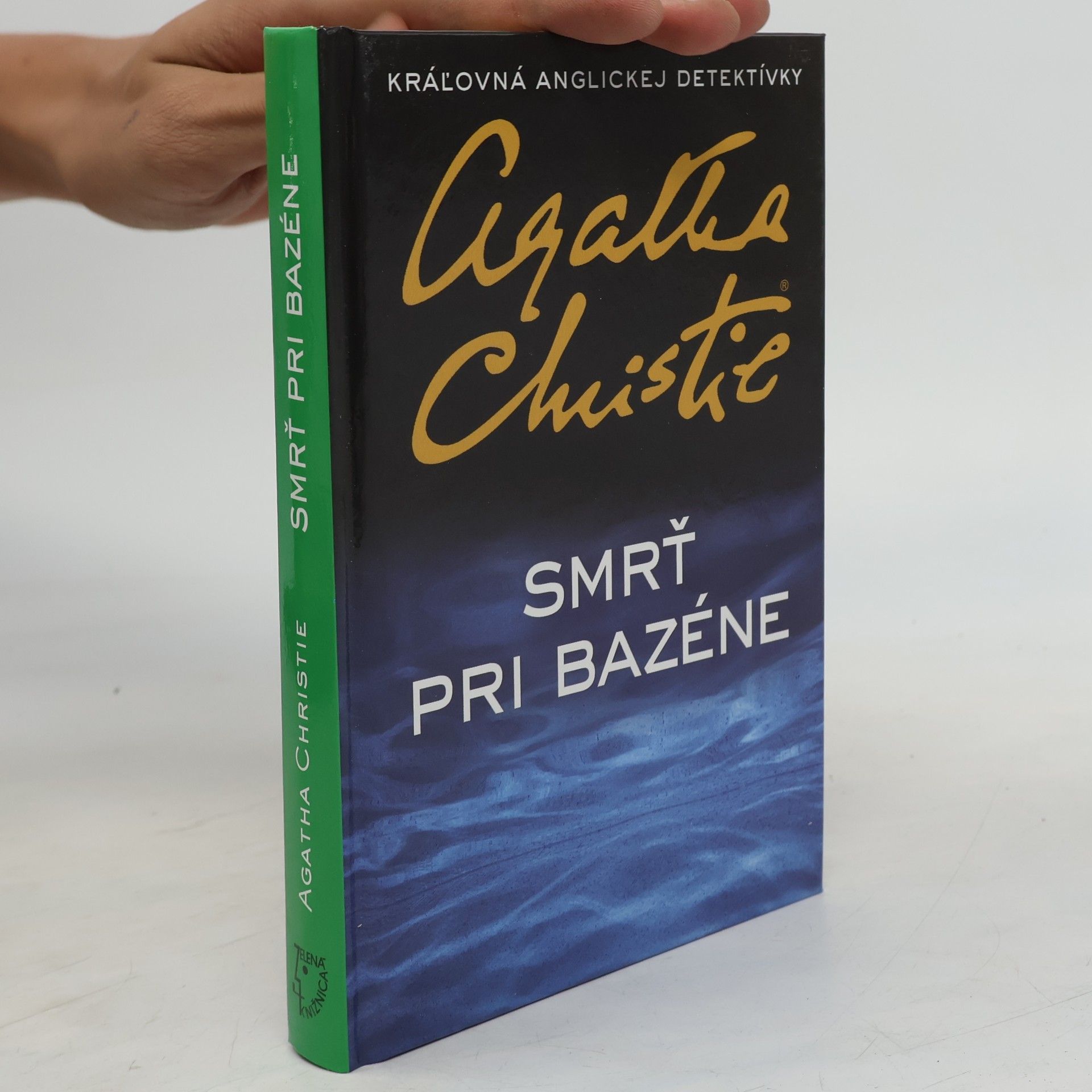 Agatha Christie Smrť pri bazéne