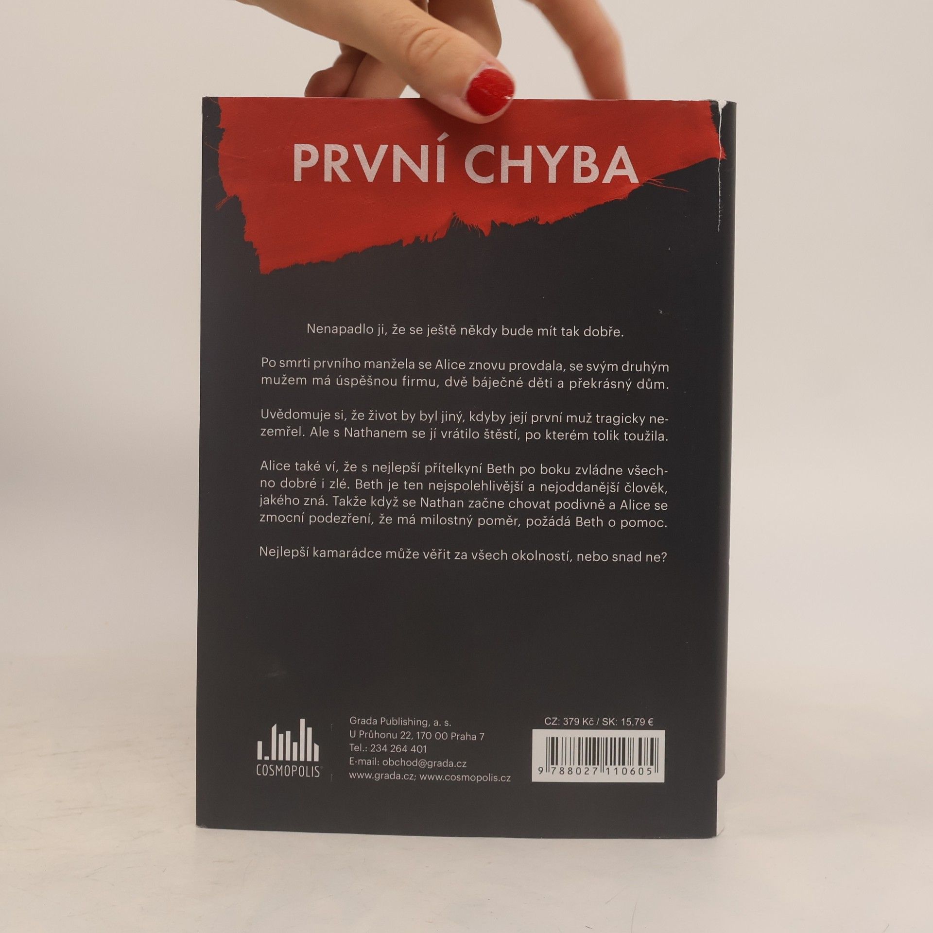 Sandie Jones První chyba : byla zároveň ta poslední...
