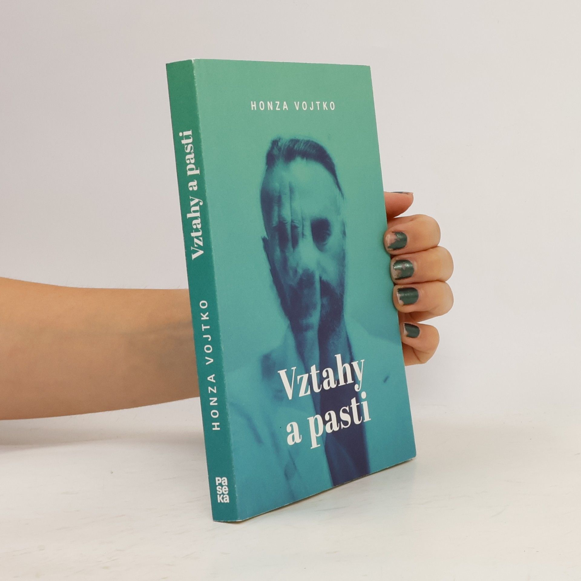Ján Vojtko Vztahy a pasti