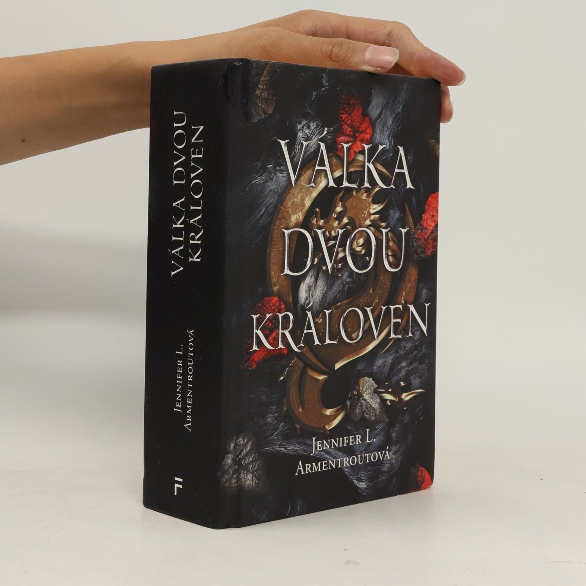 Jennifer L. Armentrout Válka dvou královen