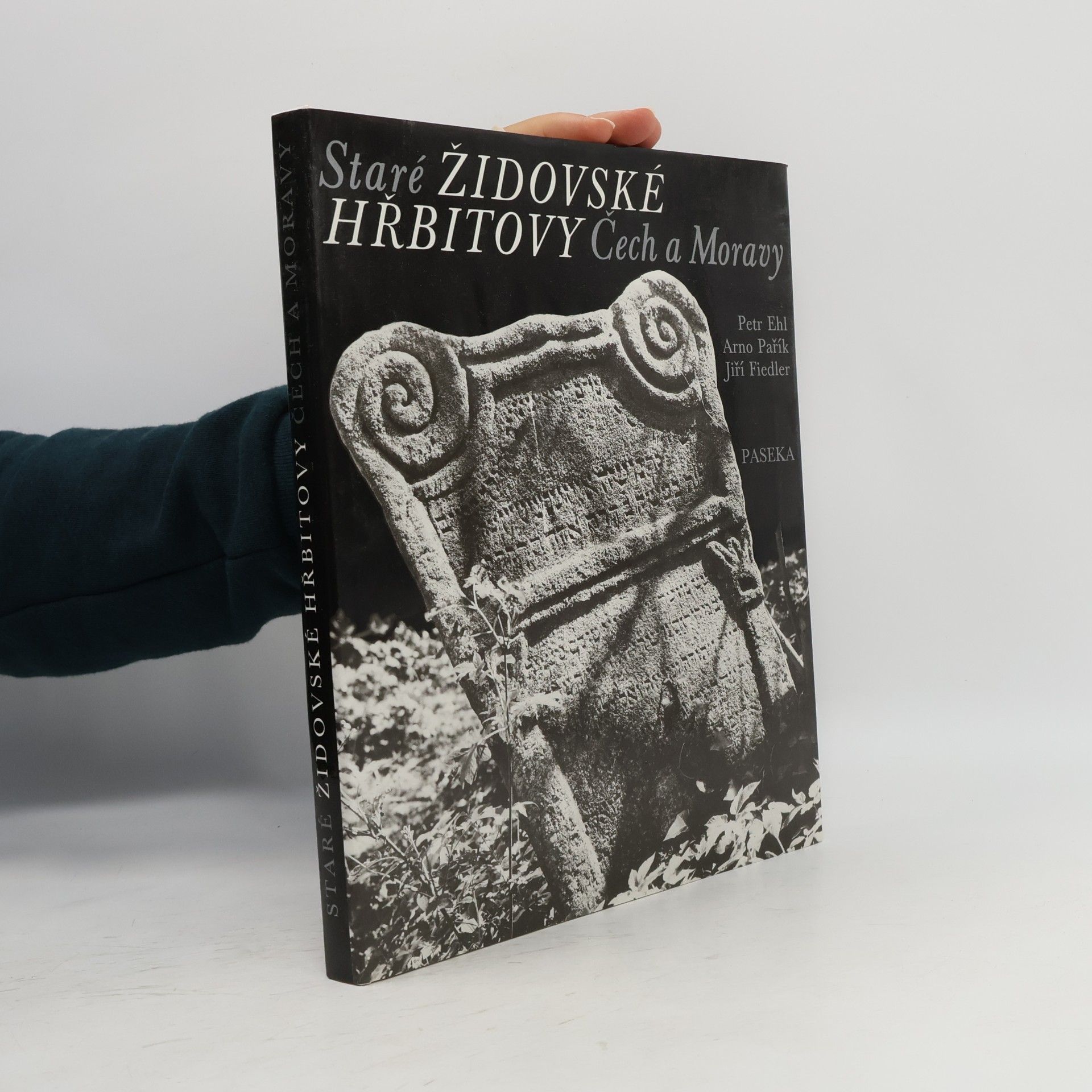 Arno Pařík Staré židovské hřbitovy Čech a Moravy