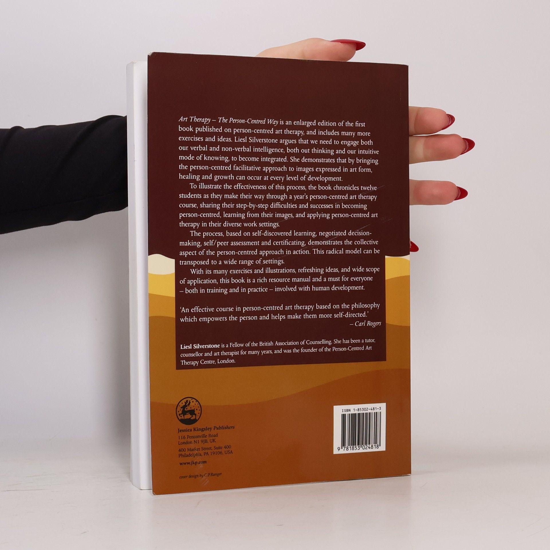 Liesl Silverstone Art therapy the person-centred way : art and the development of the person