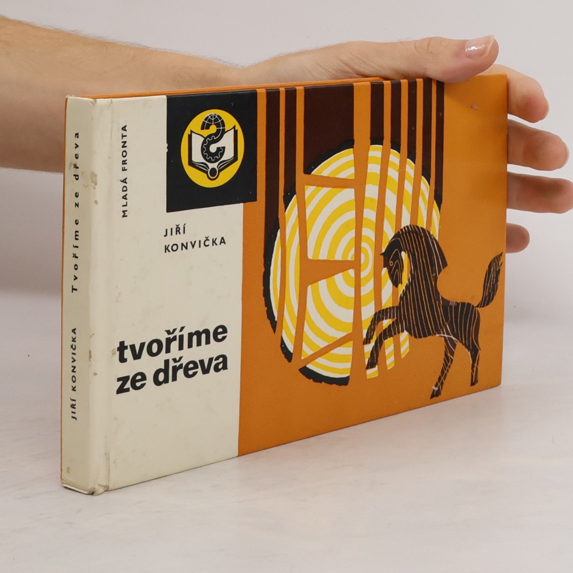 Jiří Konvička Tvoříme ze dřeva
