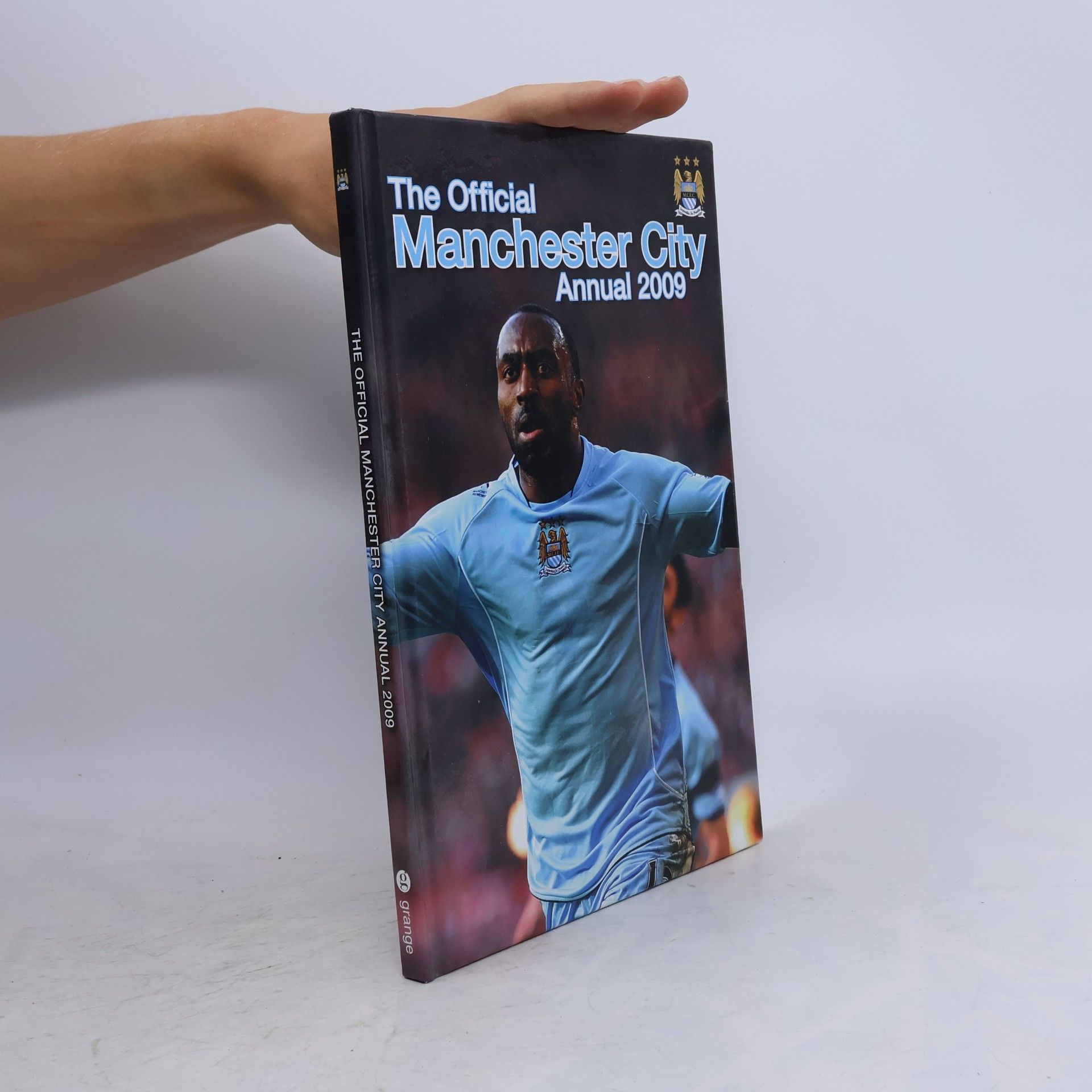 Derek Ridgers The Official Manchester City Annual