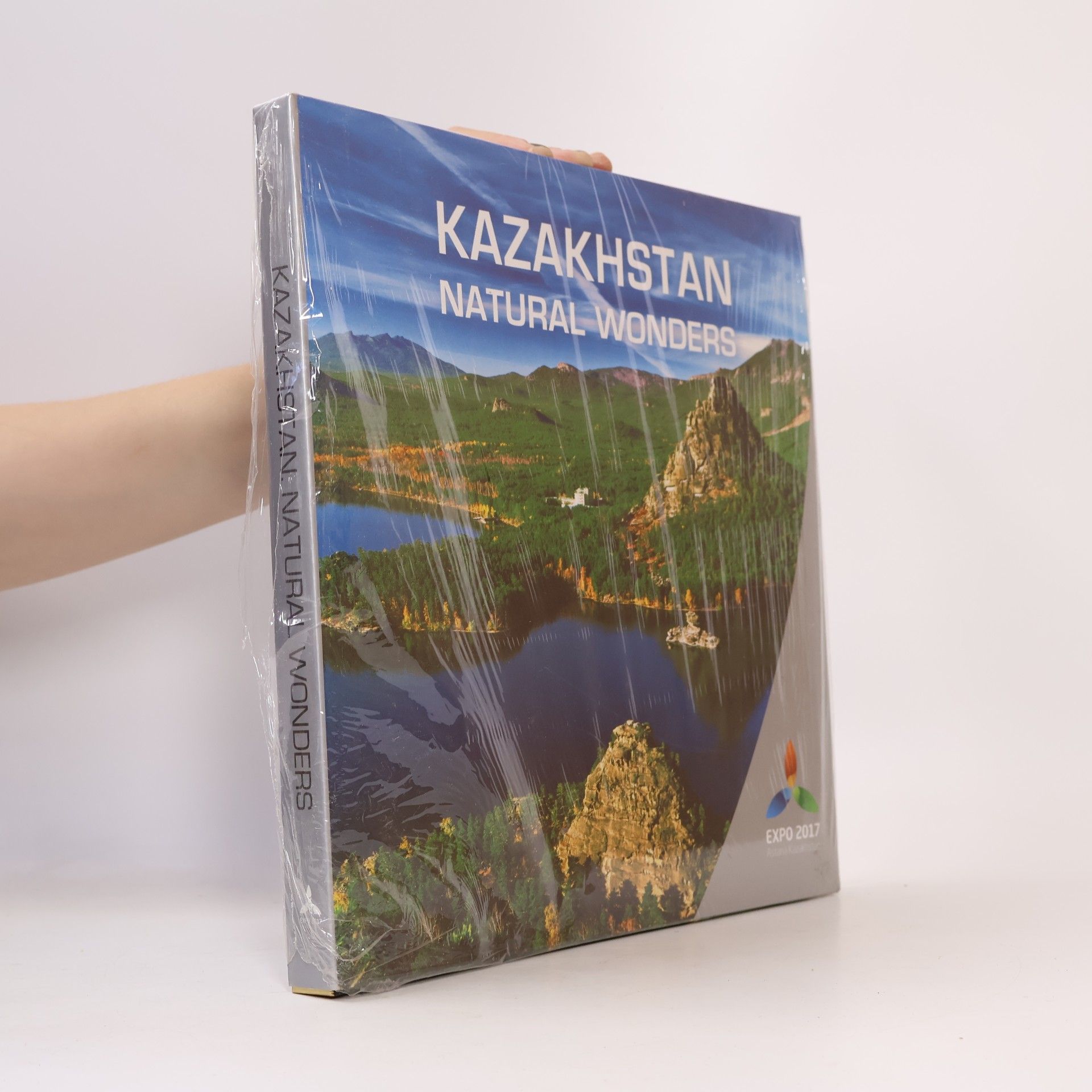 Various authors Kazakhstan: Natural Wonders
