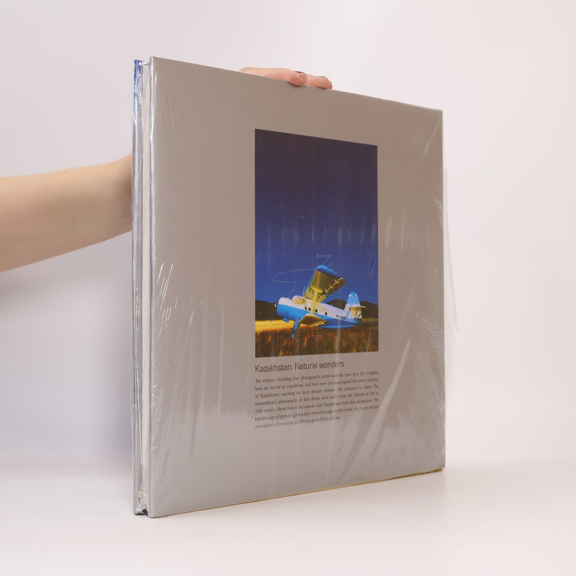Various authors Kazakhstan: Natural Wonders