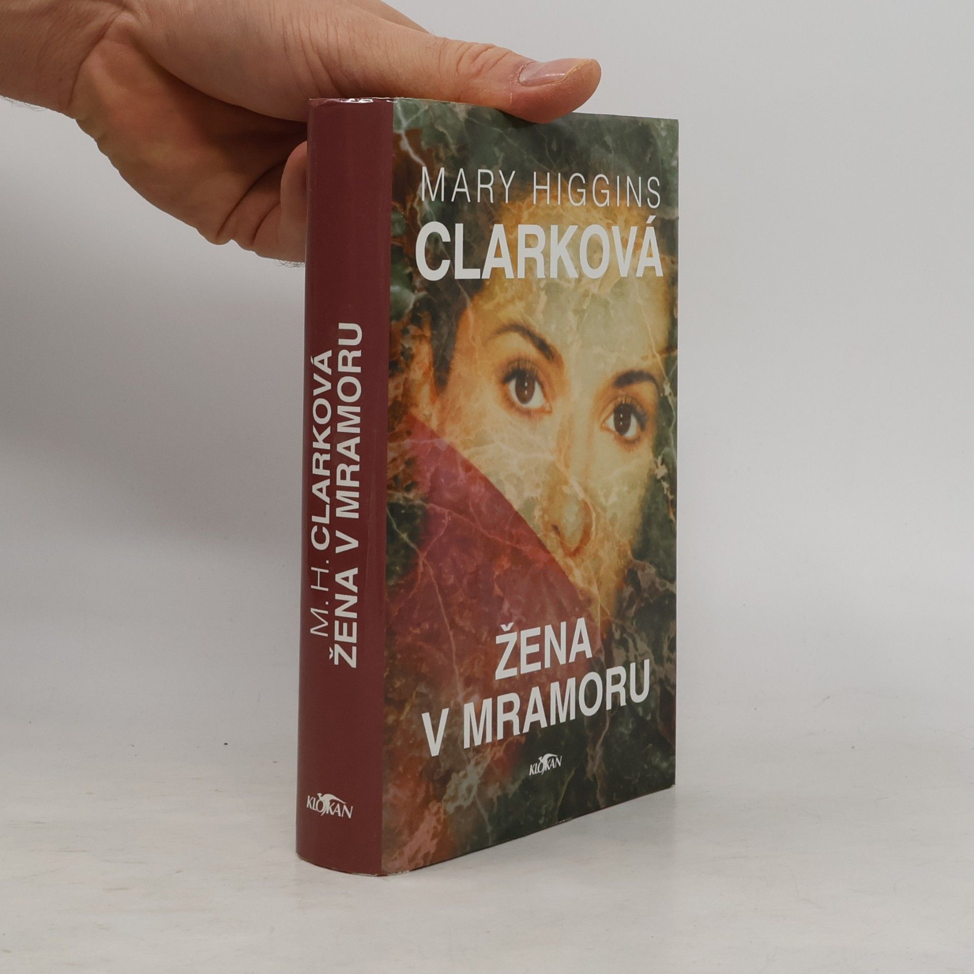 Mary Higgins Clark Žena v mramoru