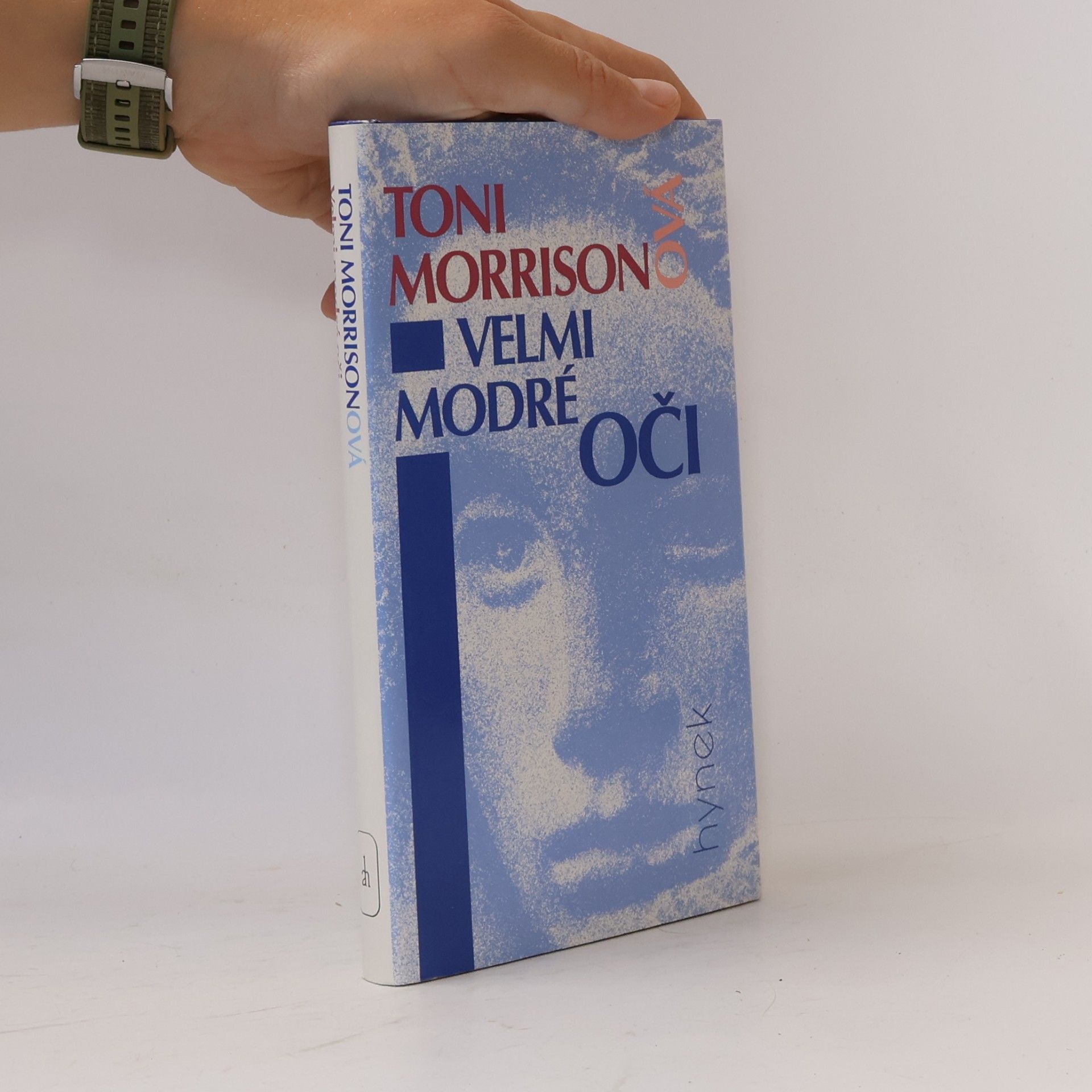 Velmi modré oči