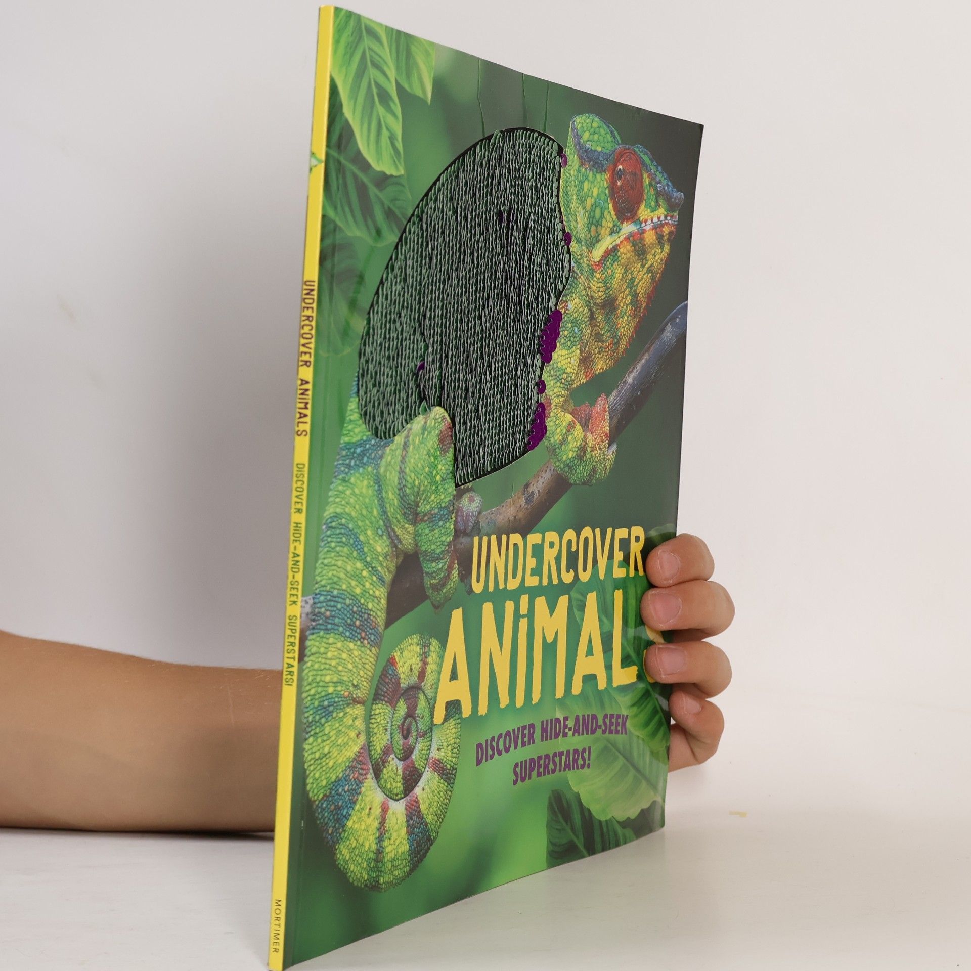Bedoyere Camilla Undercover Animals