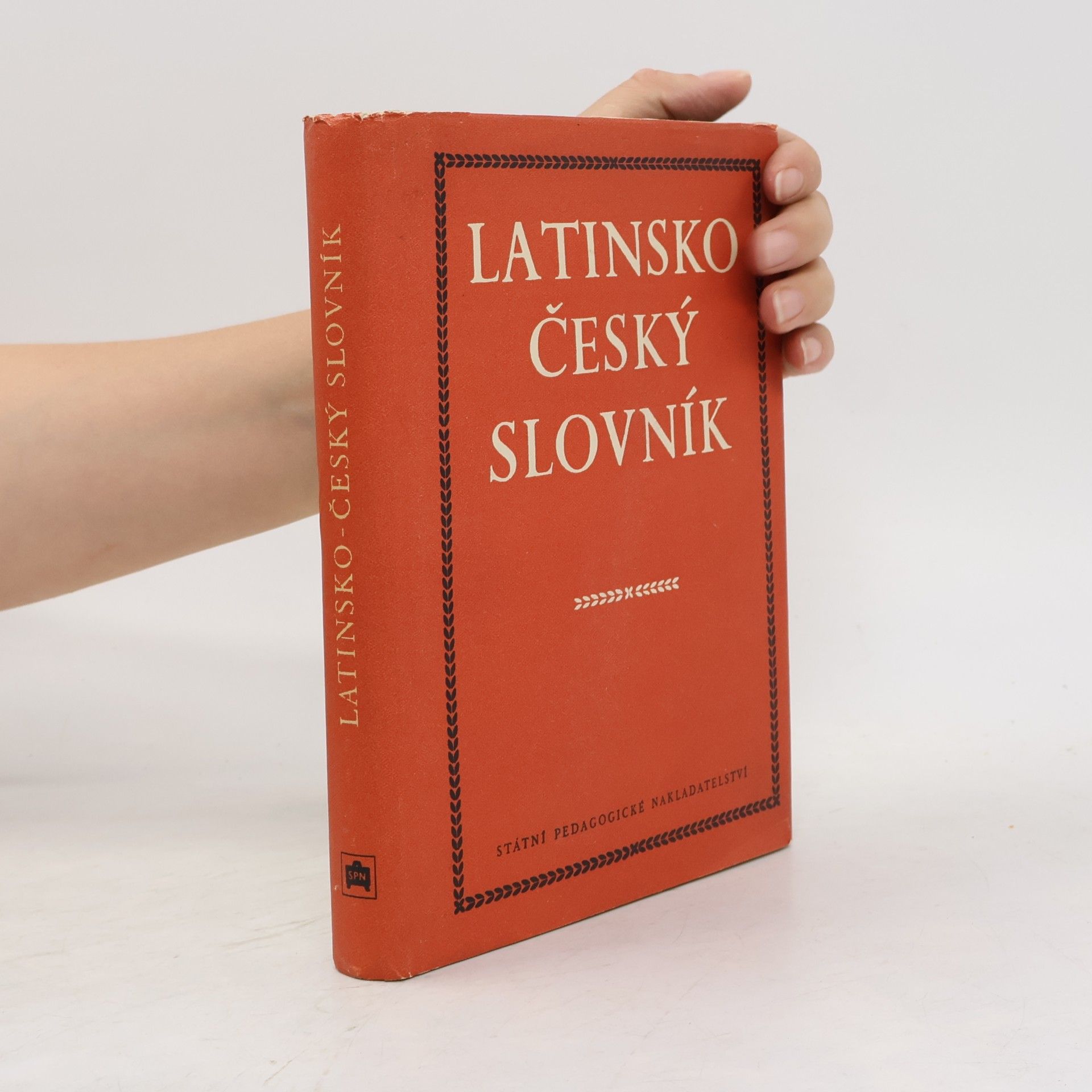 Kolektív autorov Latinsko český slovník