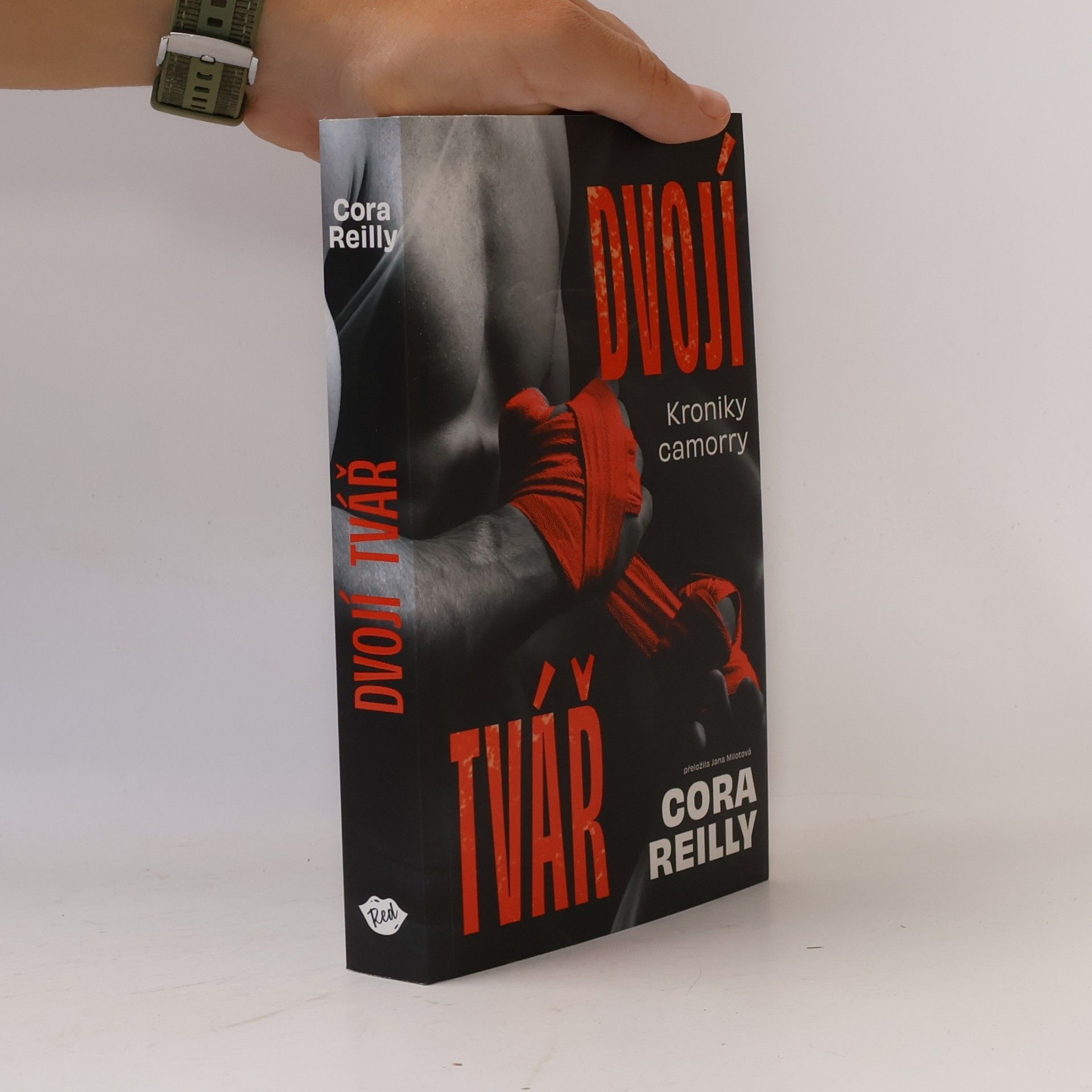 Cora Reilly Dvojí tvář