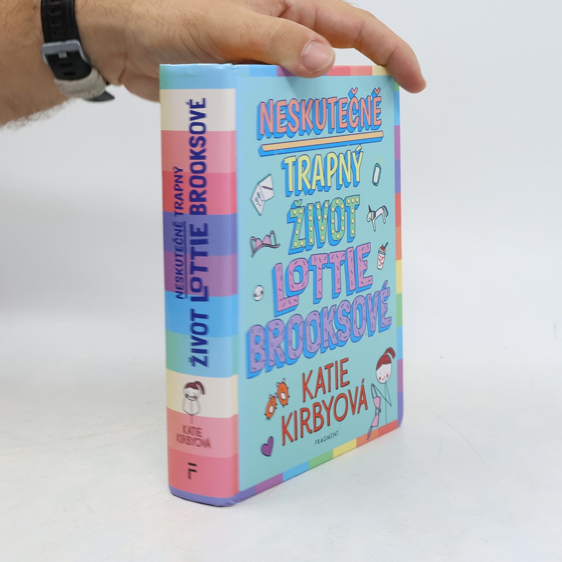 Neskutečně trapný život Lottie Brooksové