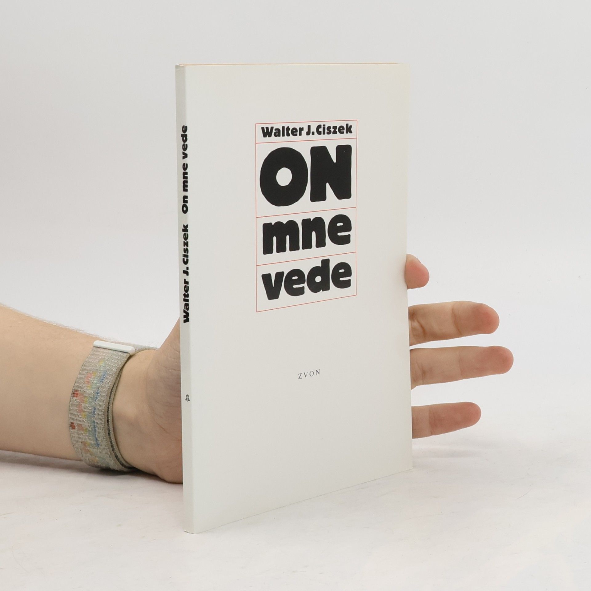 Walter Ciszek On mne vede