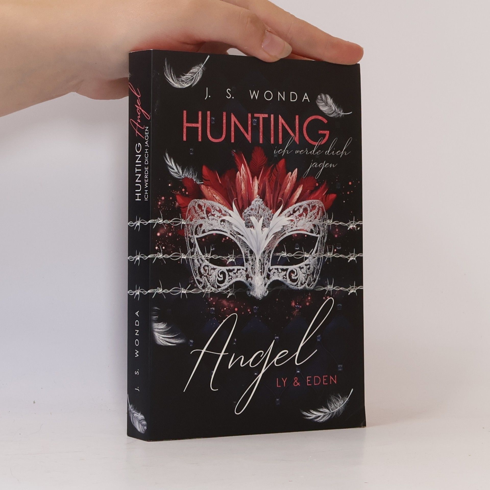 Jane S. Wonda Hunting Angel