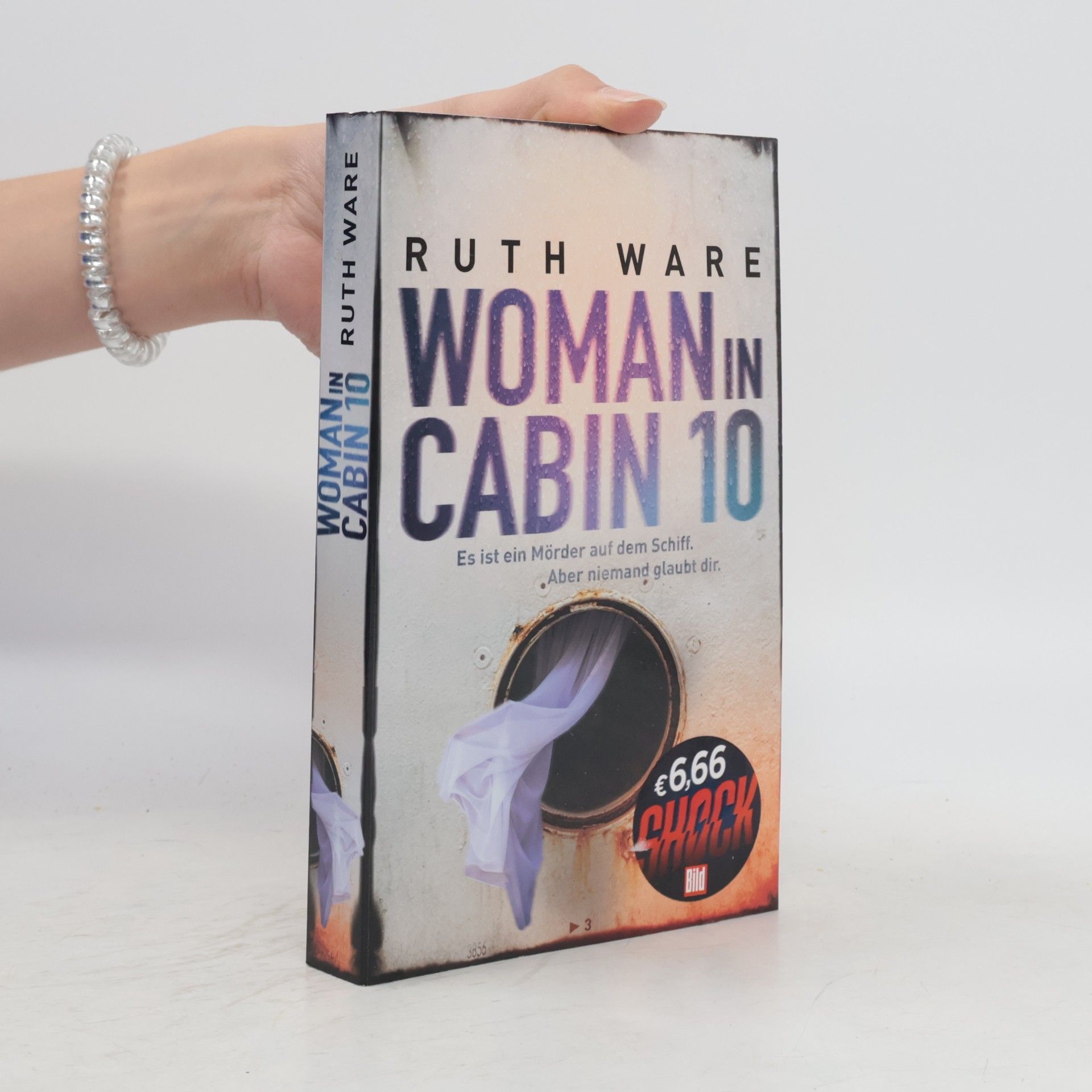 Ruth Ware Woman In Cabin 10