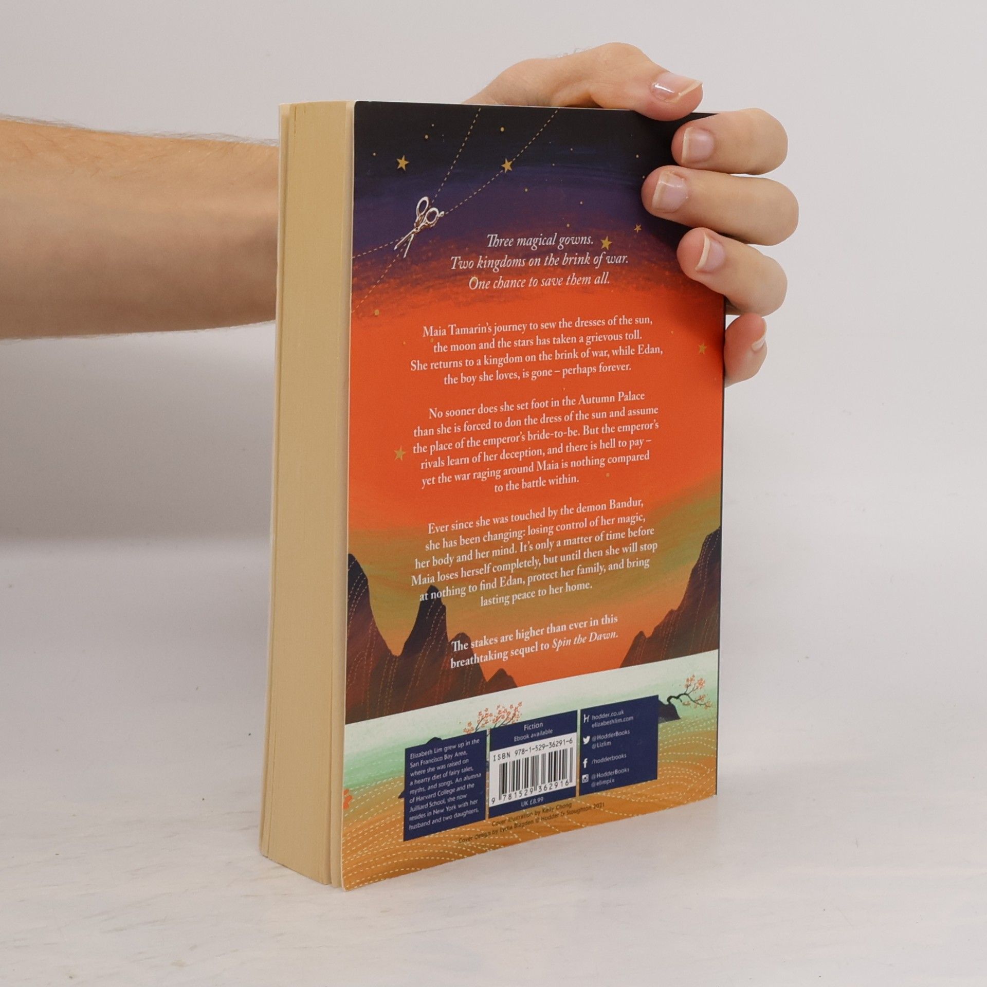 Elizabeth Lim The blood of stars. Book II. Unravel the dusk