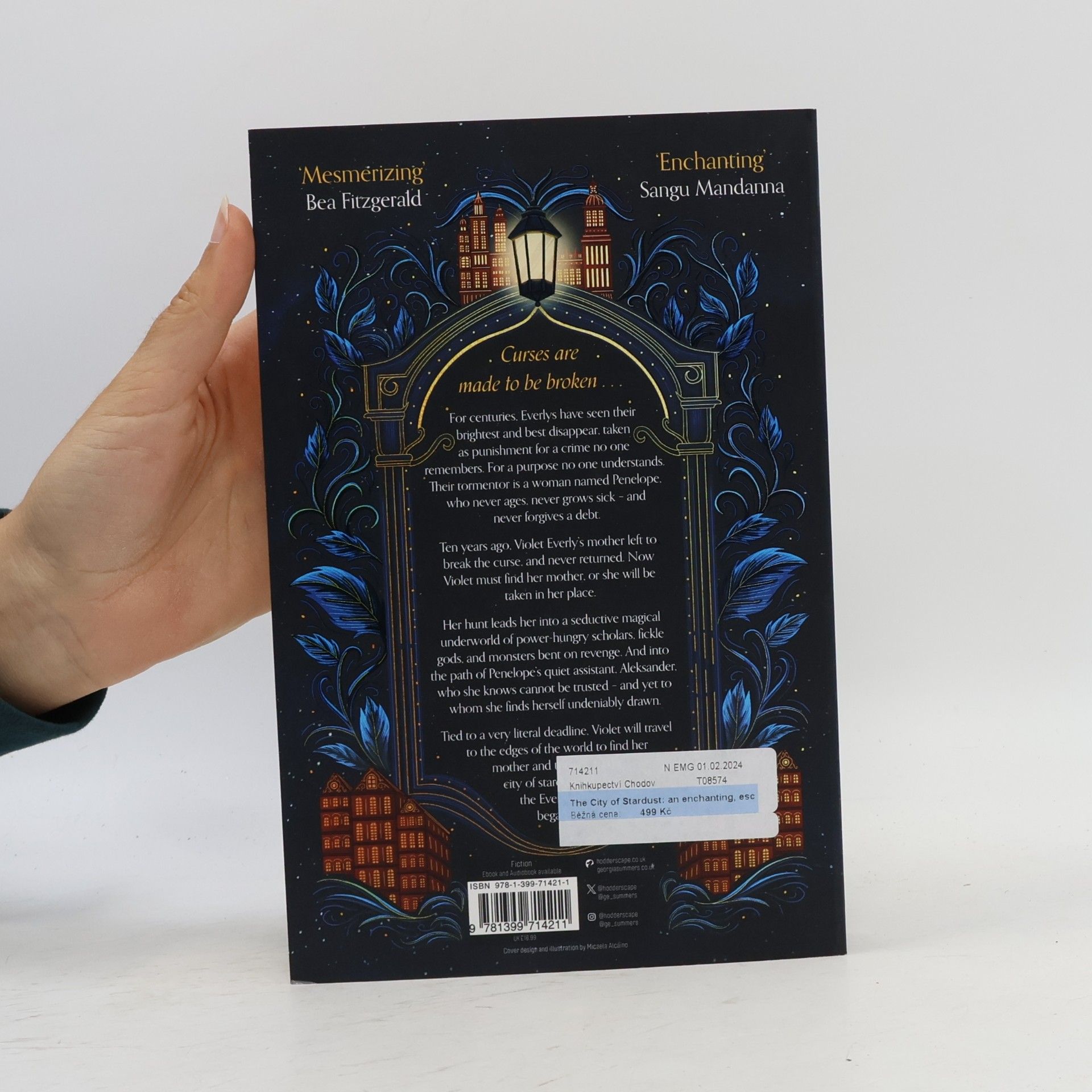 Georgia Summers The City of Stardust: an enchanting, escapist and magical debut