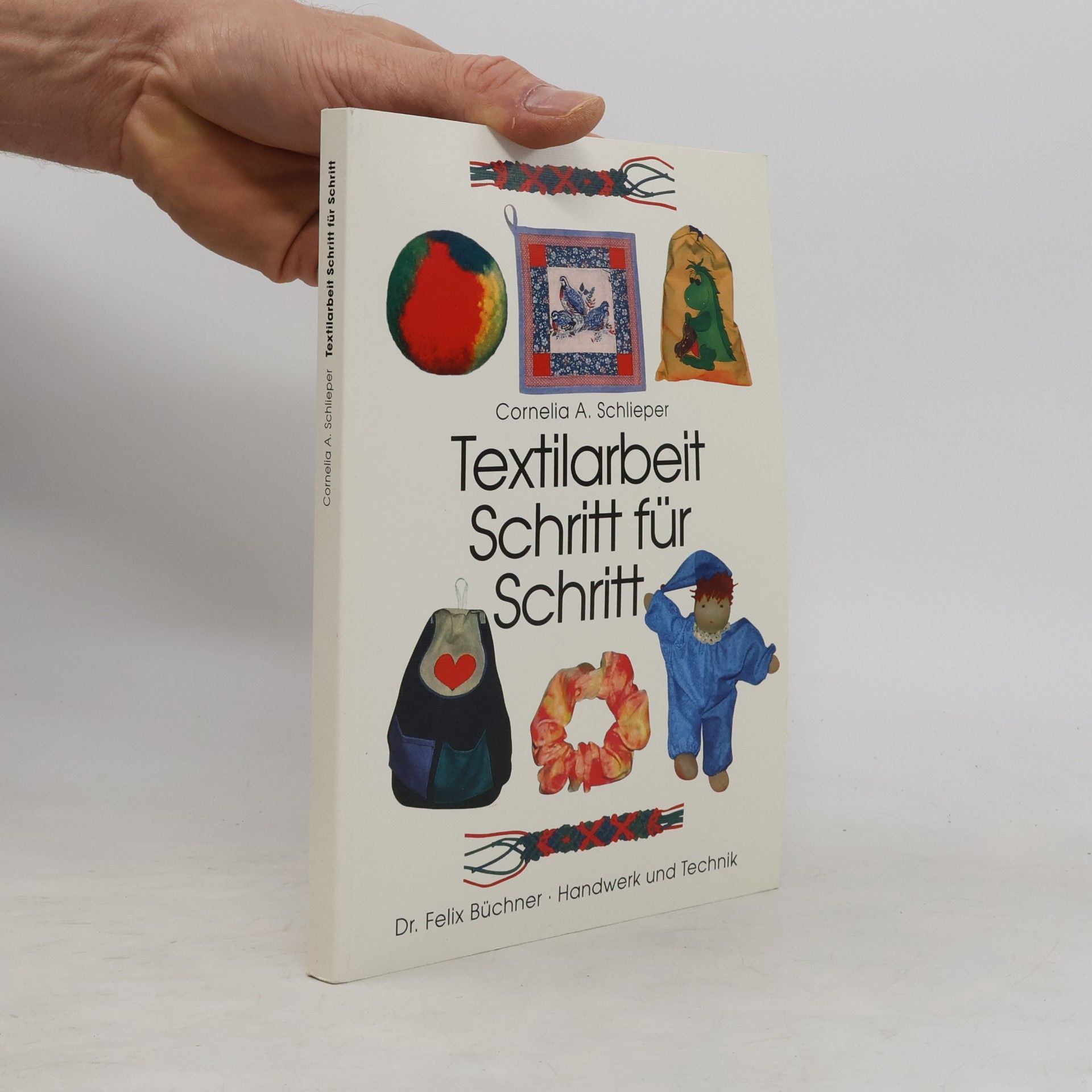 Cornelia A. Schlieper Textilarbeit Schritt für Schritt