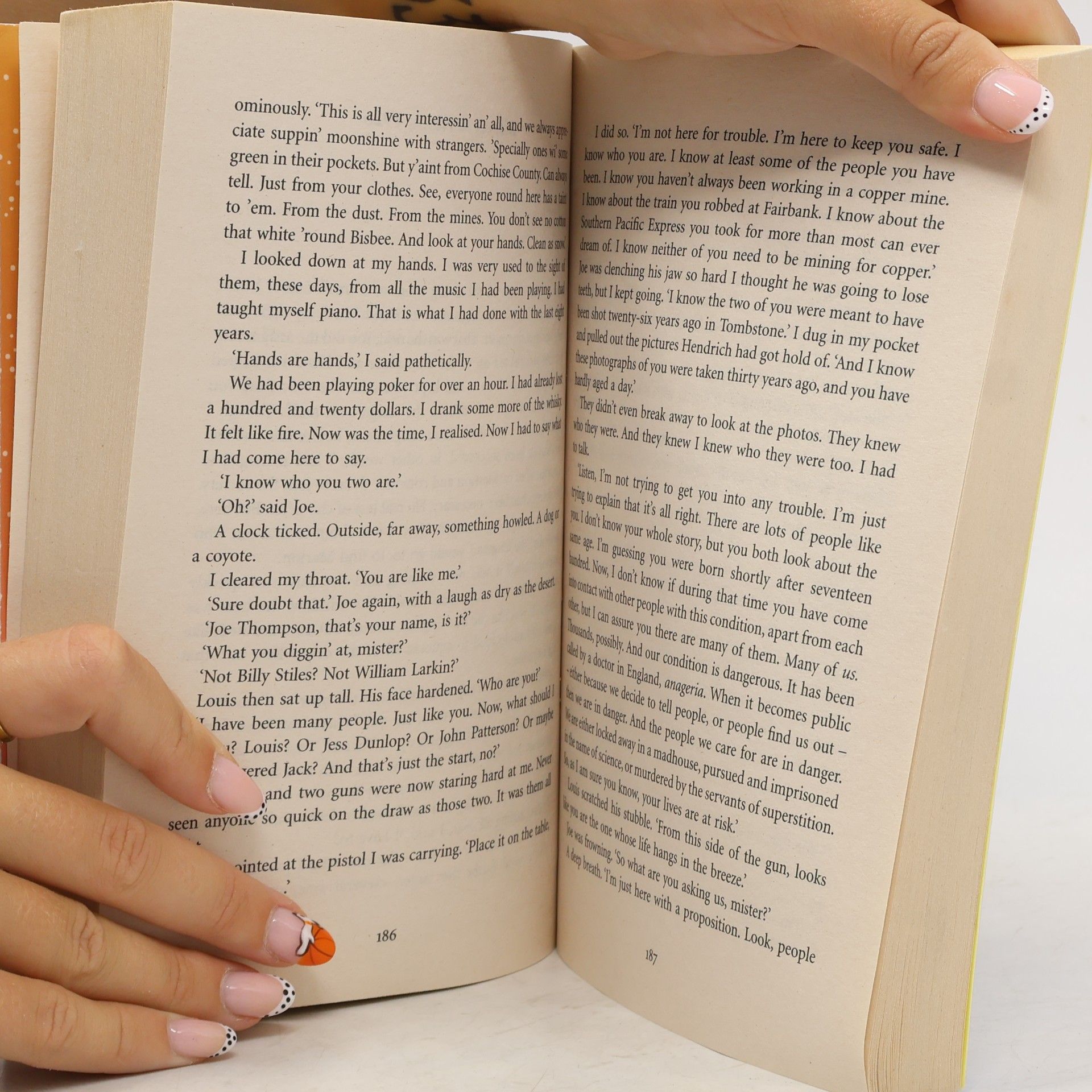 Matt Haig How to stop time