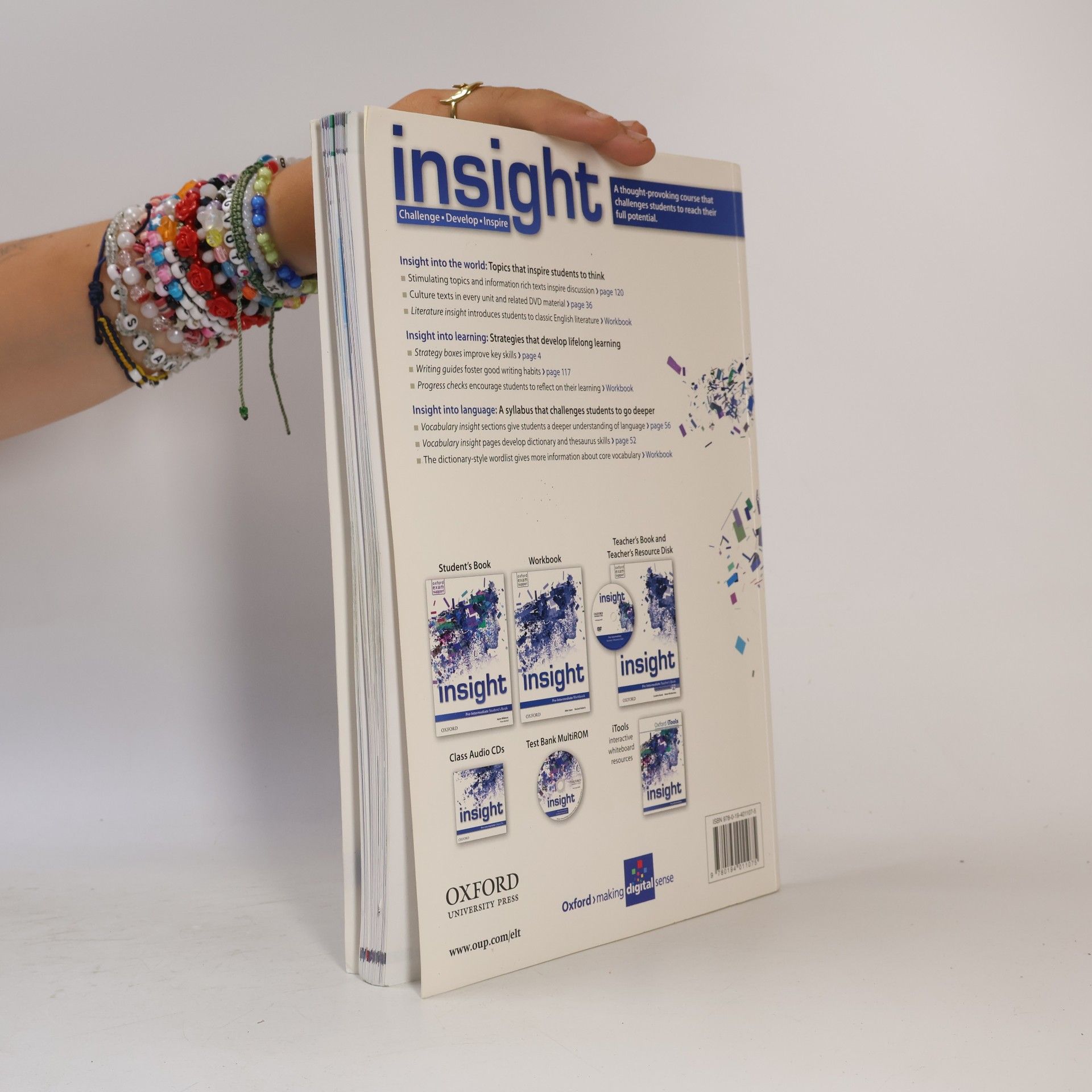 Jayne Wildman Insight Pre-intermediate Student´s Book