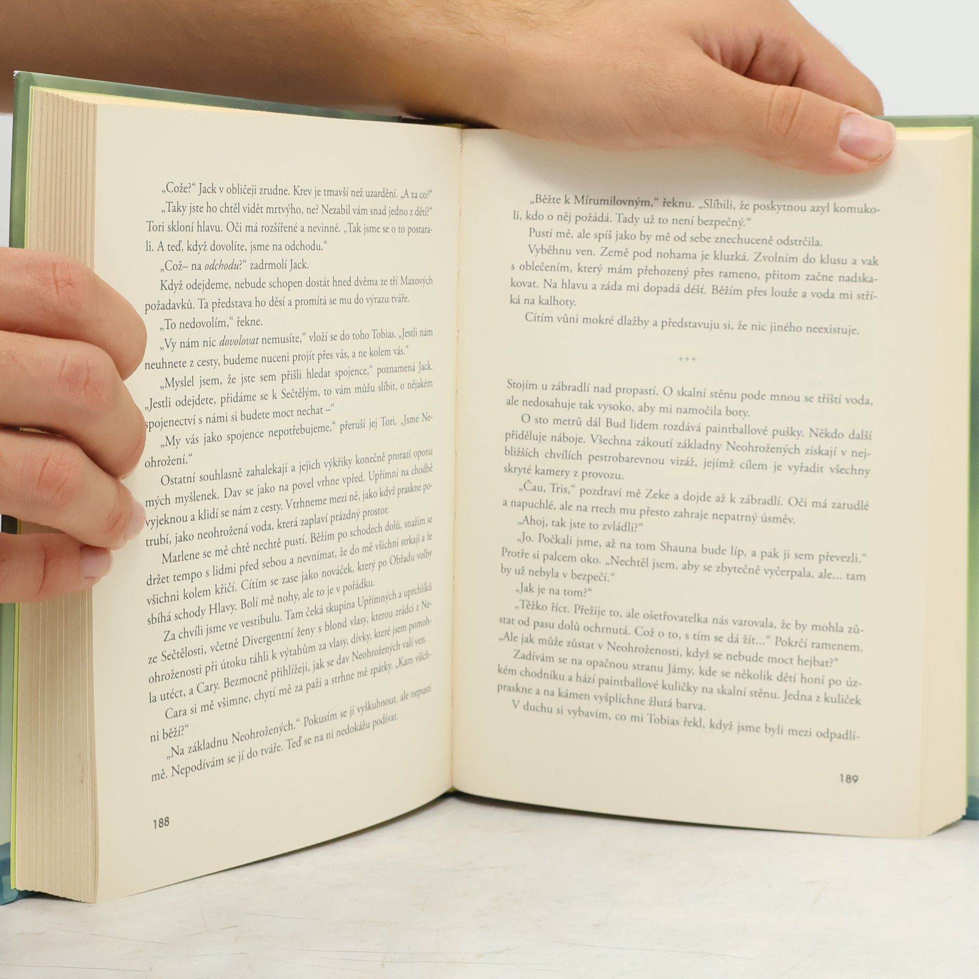 Veronica Roth Rezistence