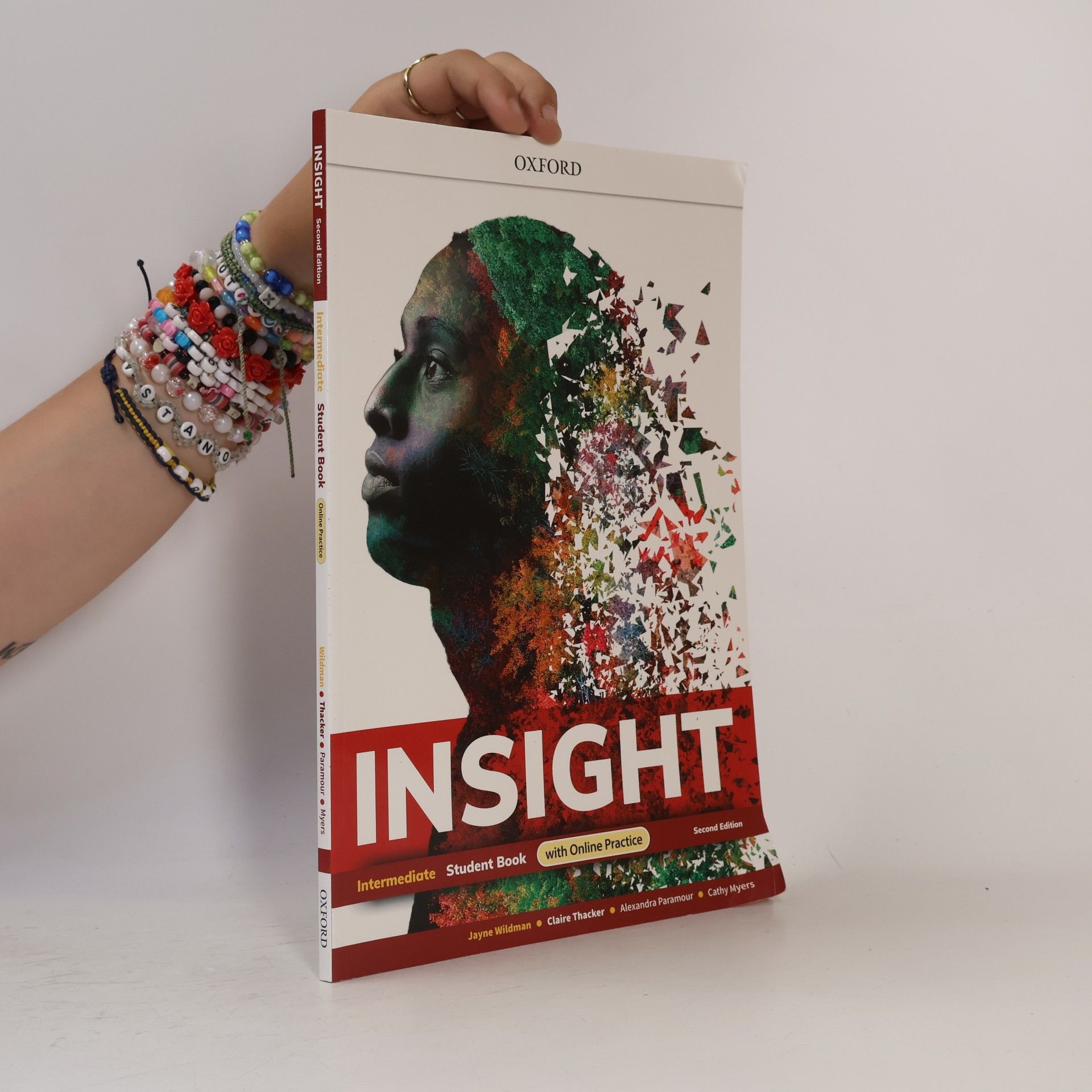 Alexandra Paramour Insight. Intermediate. Student Book