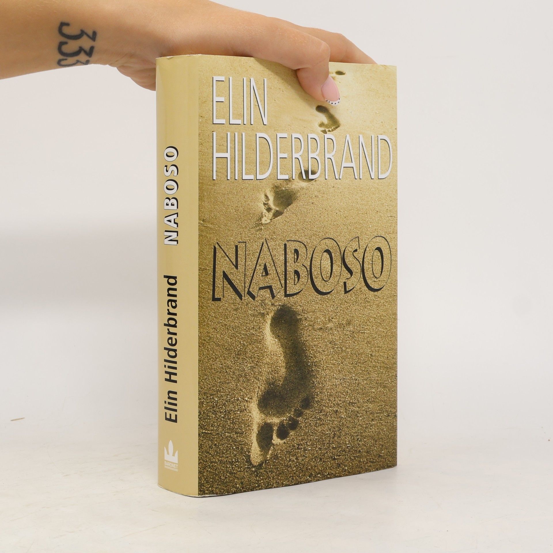 Elin Hilderbrand Naboso