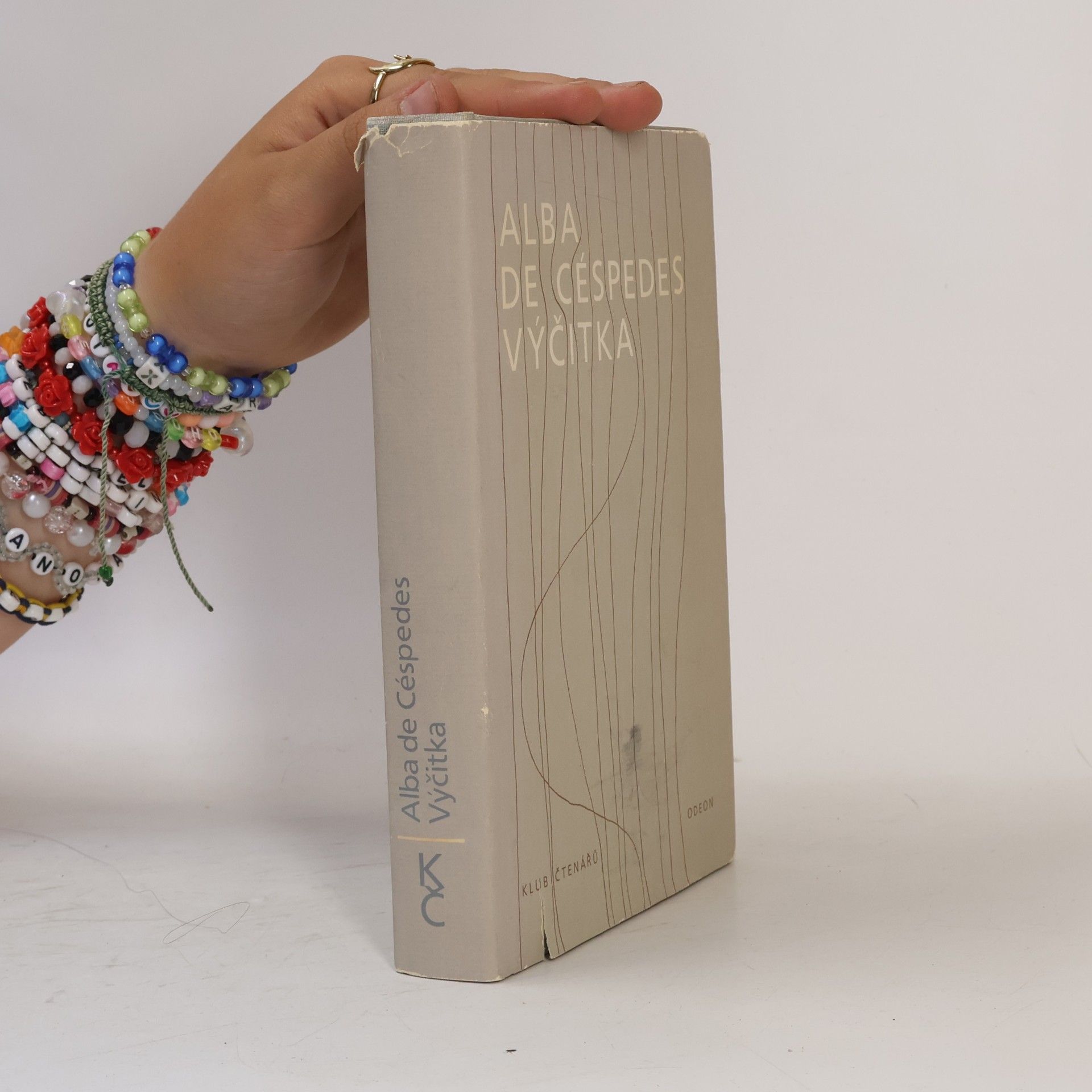 Alba De Céspedes Výčitka